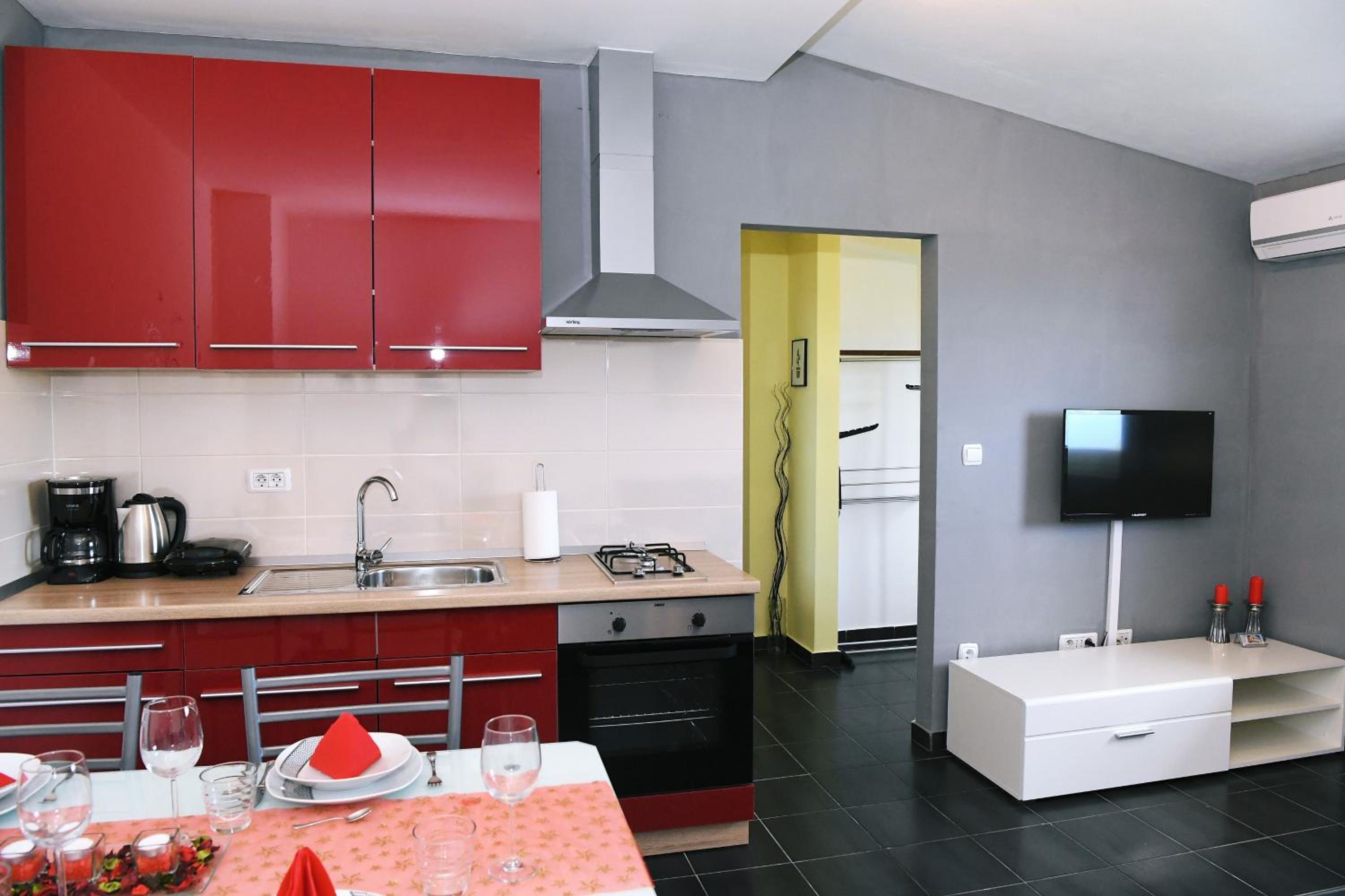 Apartment with Sea View - Photo 18