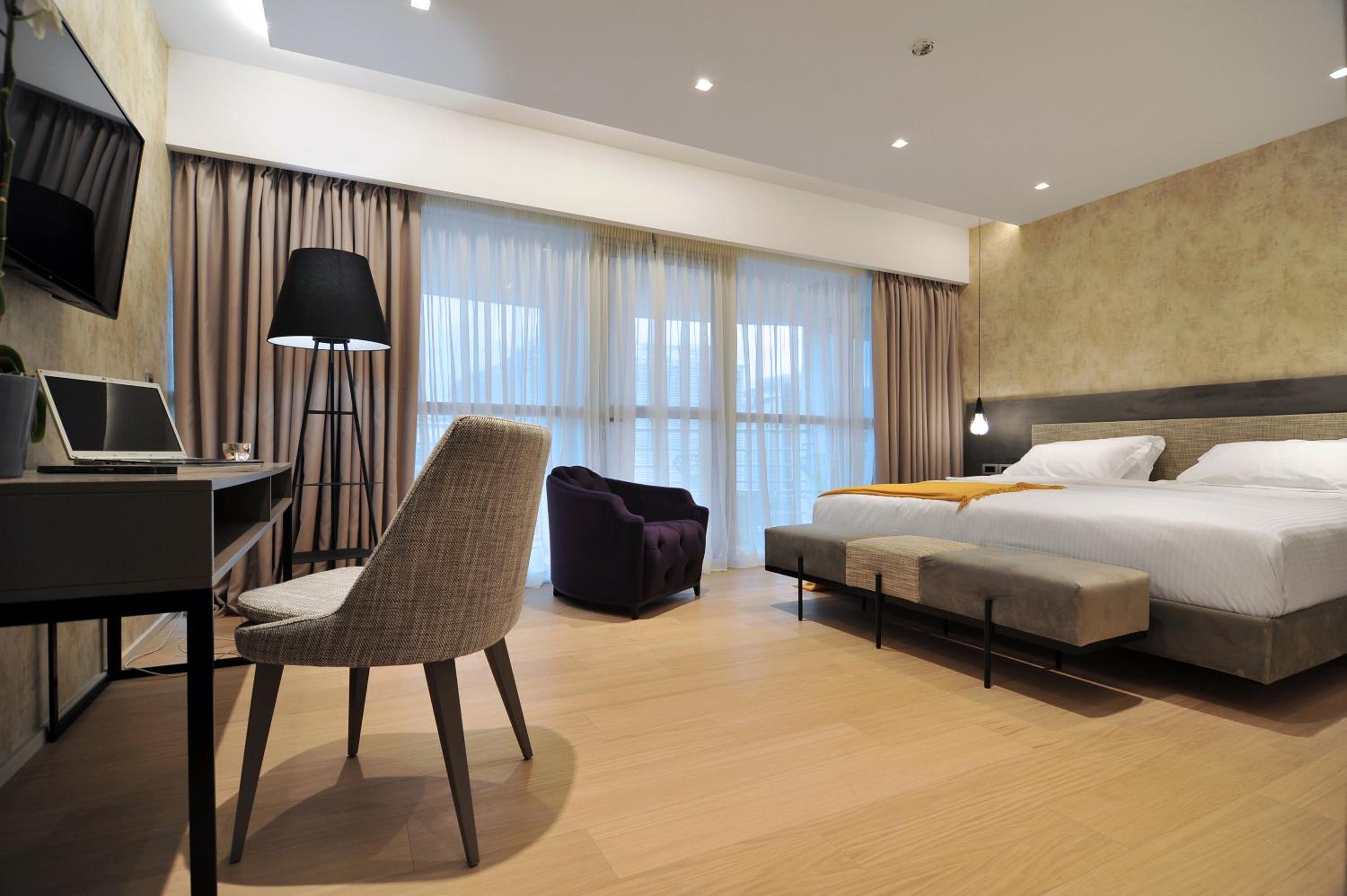 Executive Double or Twin Room with Private Balcony
