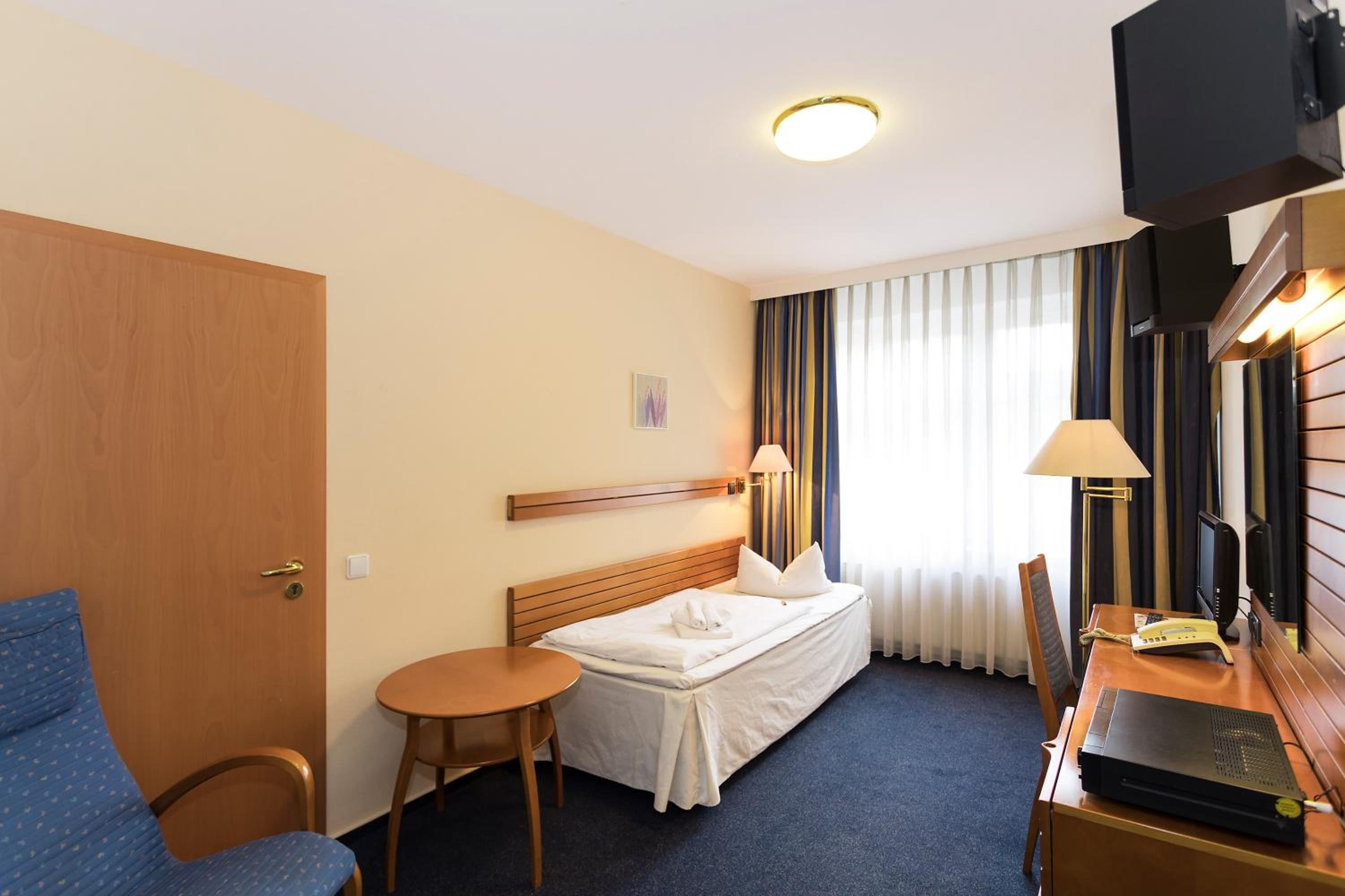 Single Room photo 1