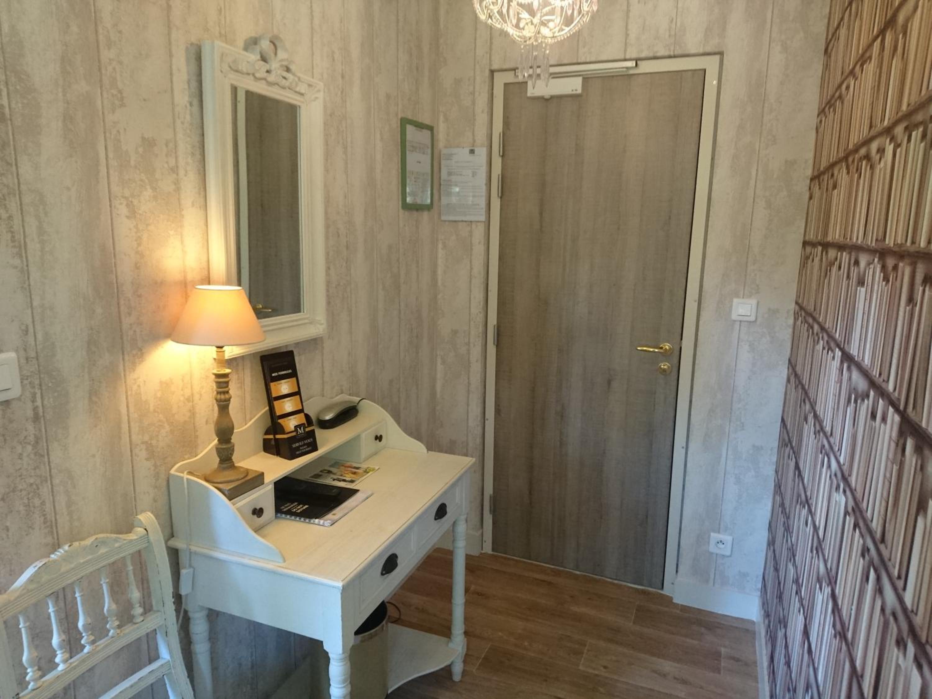 Quadruple Room - Photo 5