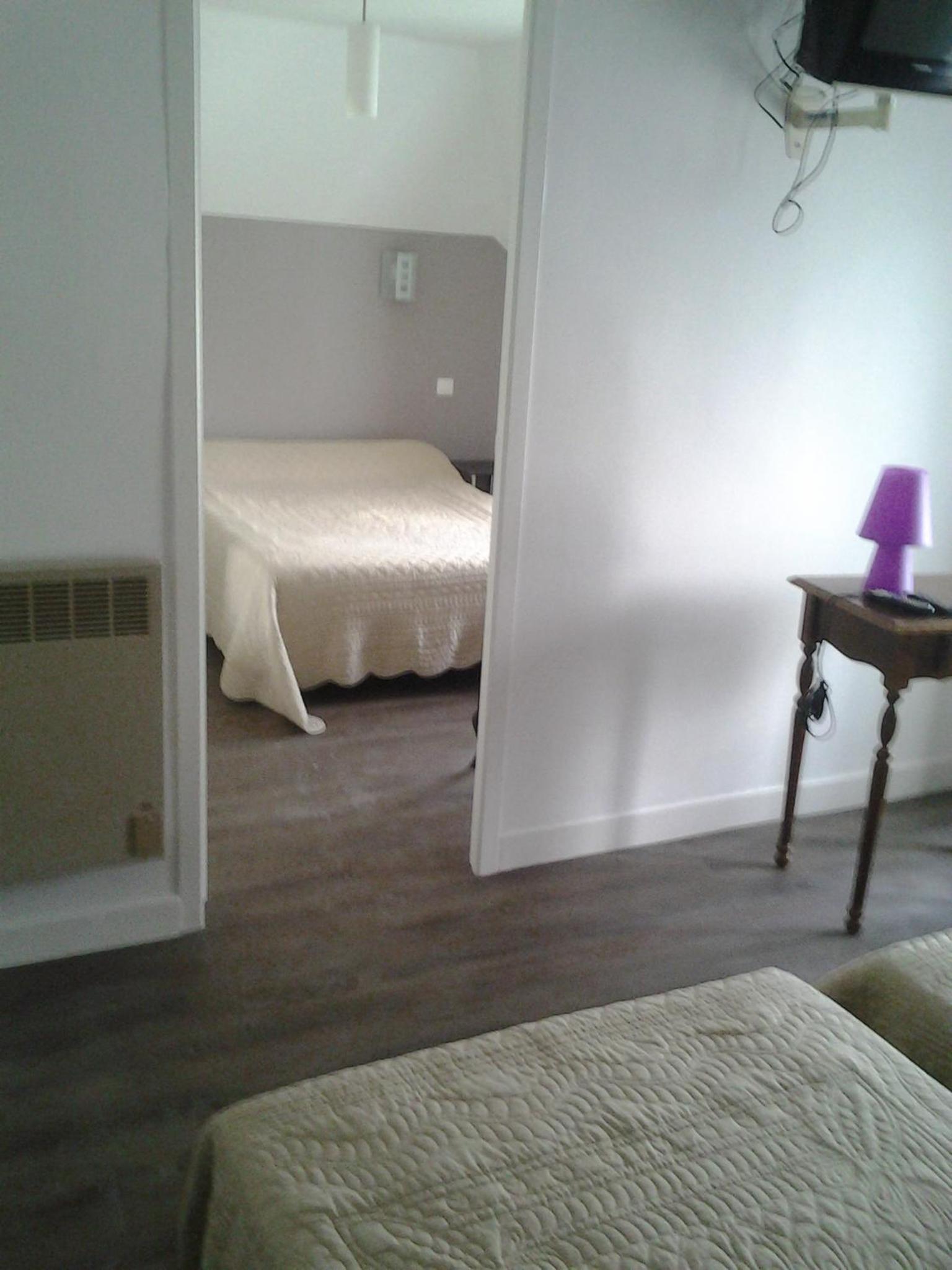 Suite - Photo 2