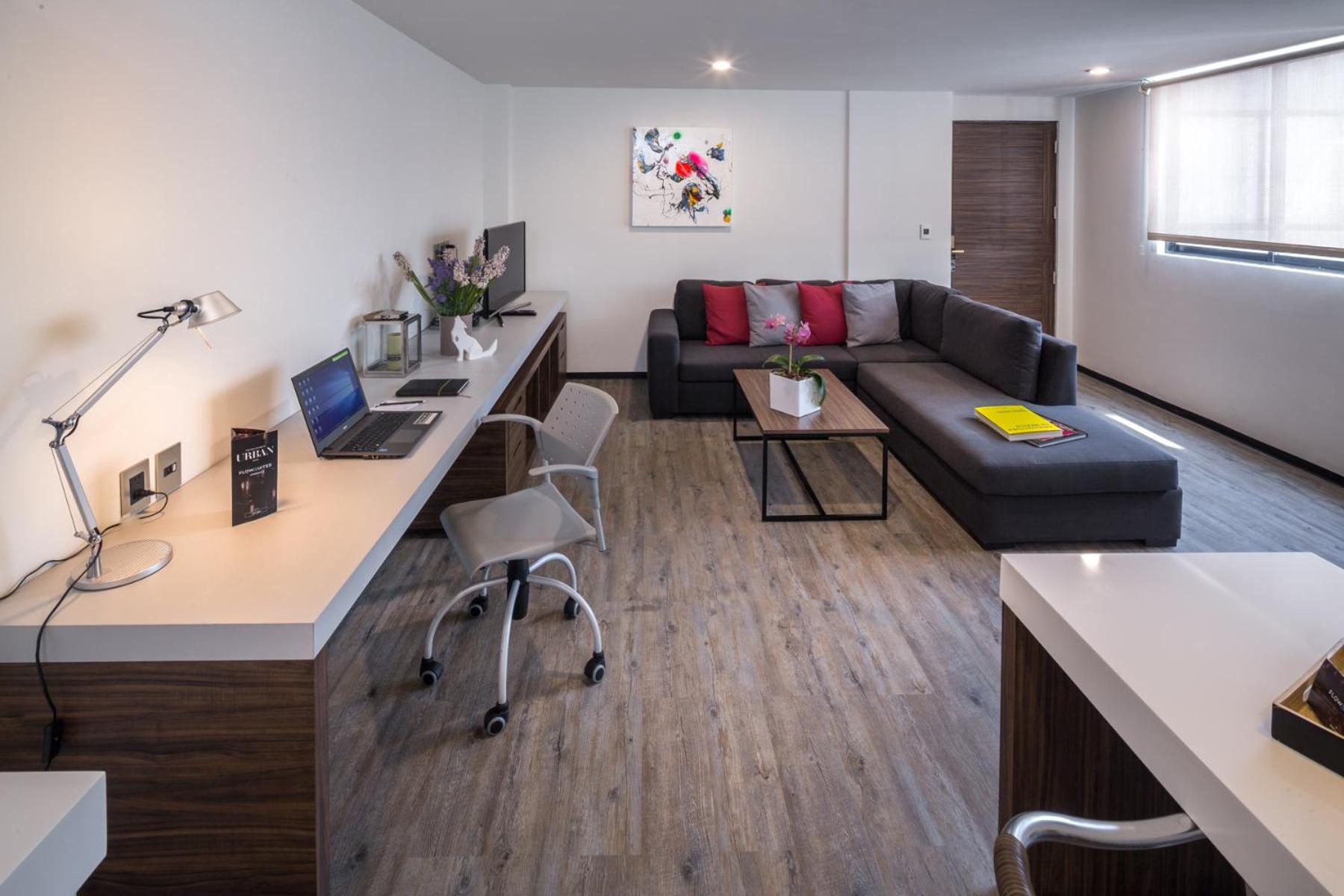 Executive Twin Suite - Photo 9