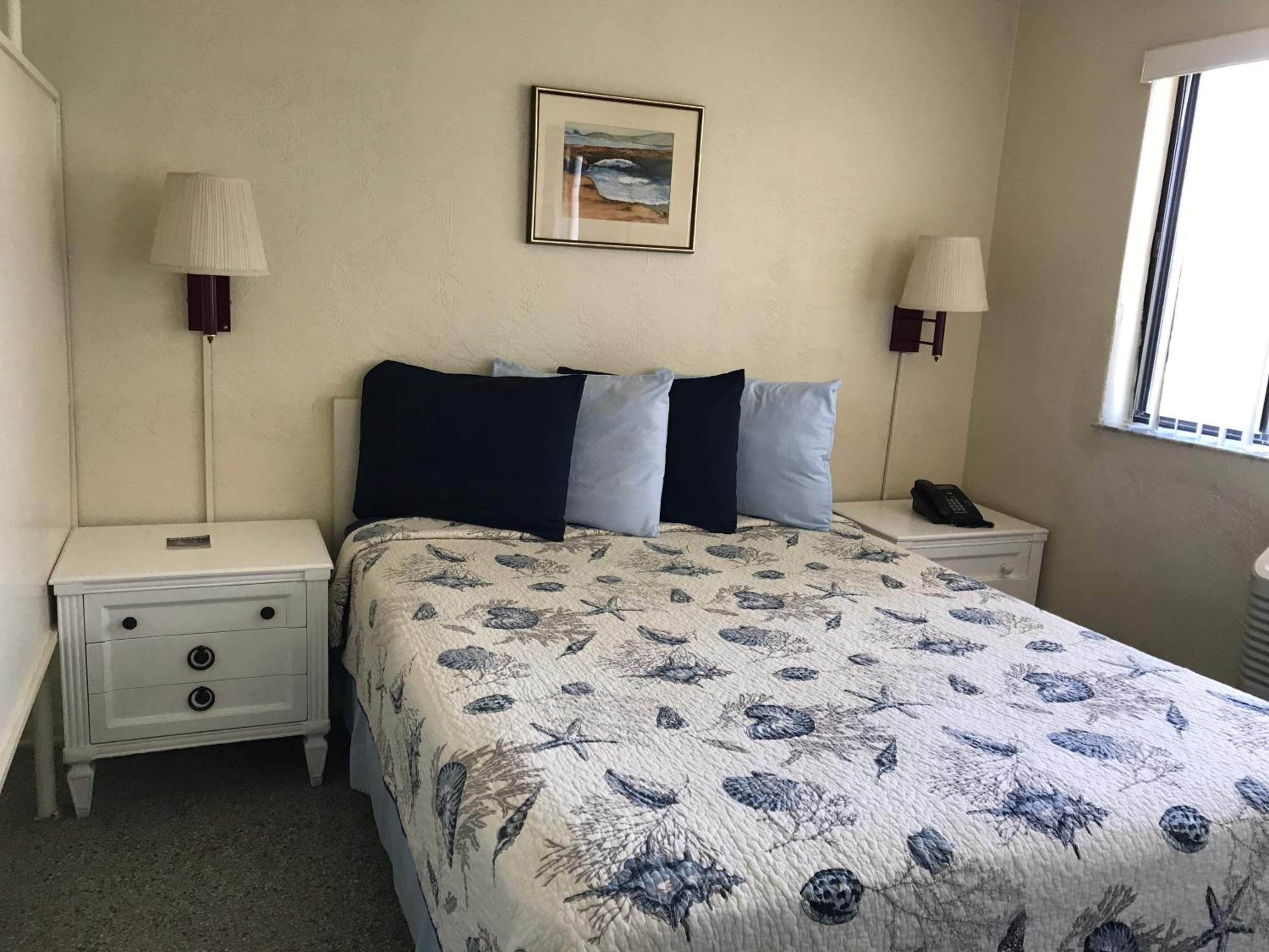One-Bedroom Suite - Non-Smoking - Photo 29