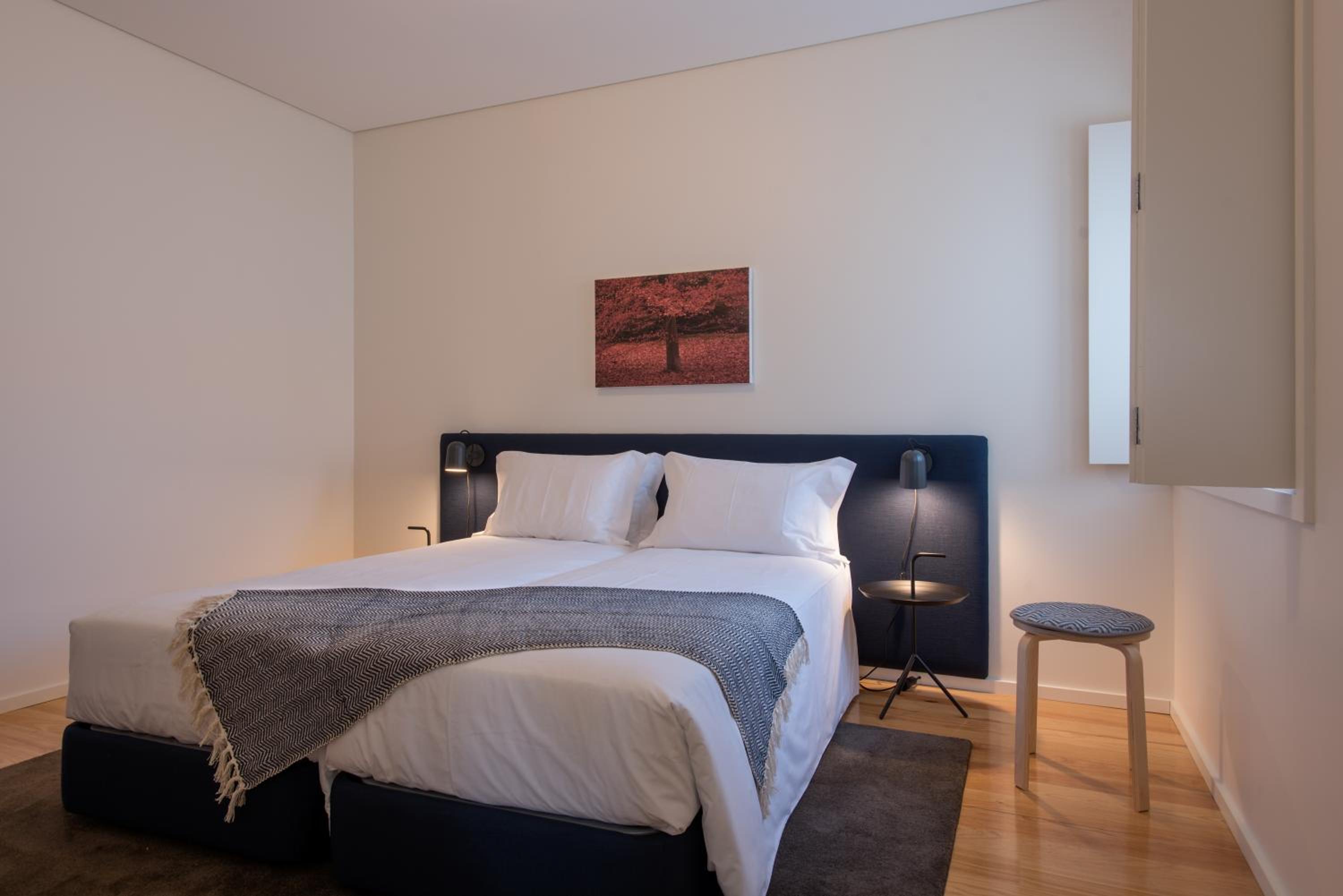 One-Bedroom Apartment - Photo 4