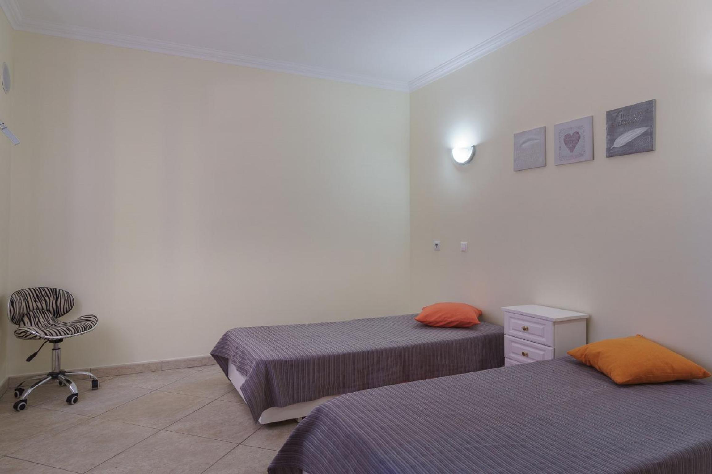 Four Bedroom Villa with Private Pool photo 3
