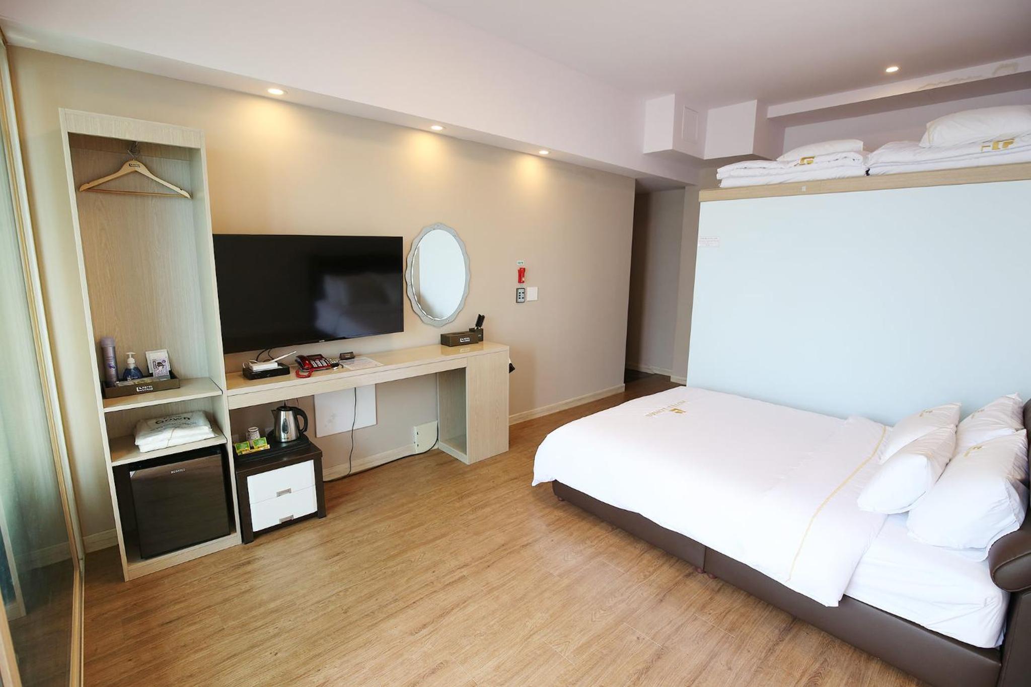 Standard Double Room photo 3