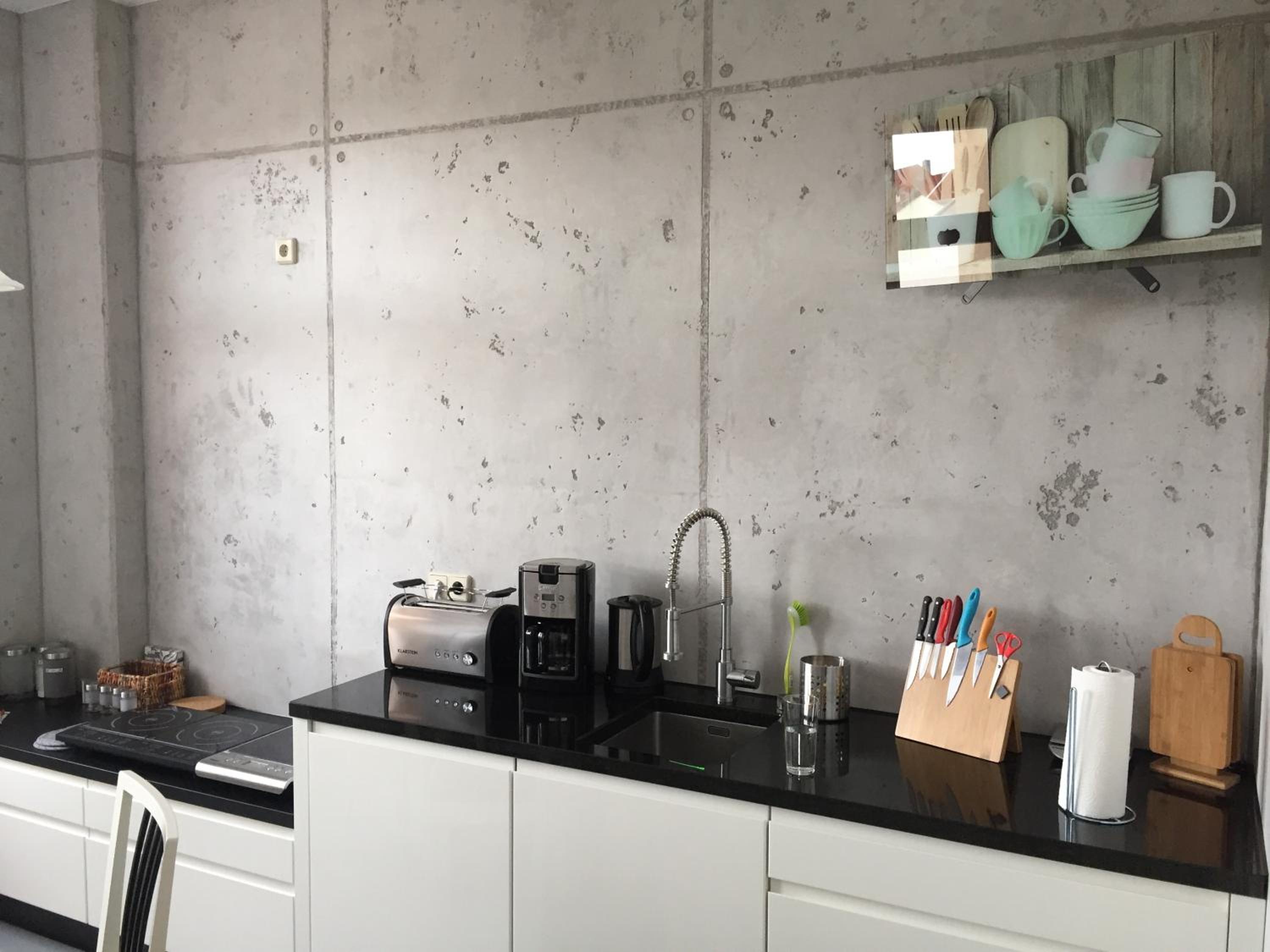 Two-Bedroom Apartment - Photo 10
