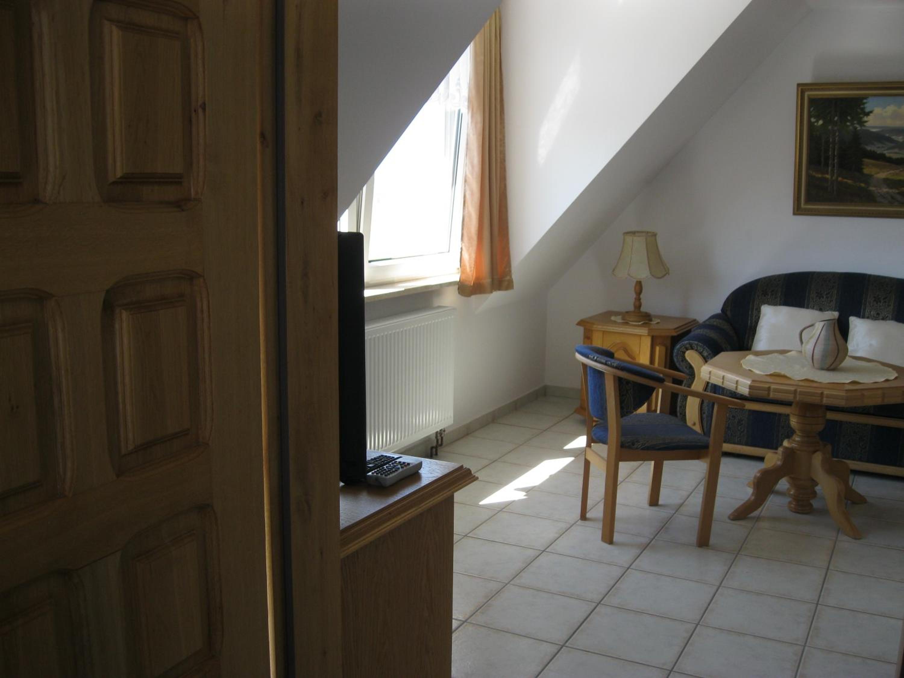 Two-Room Apartment - Photo 12