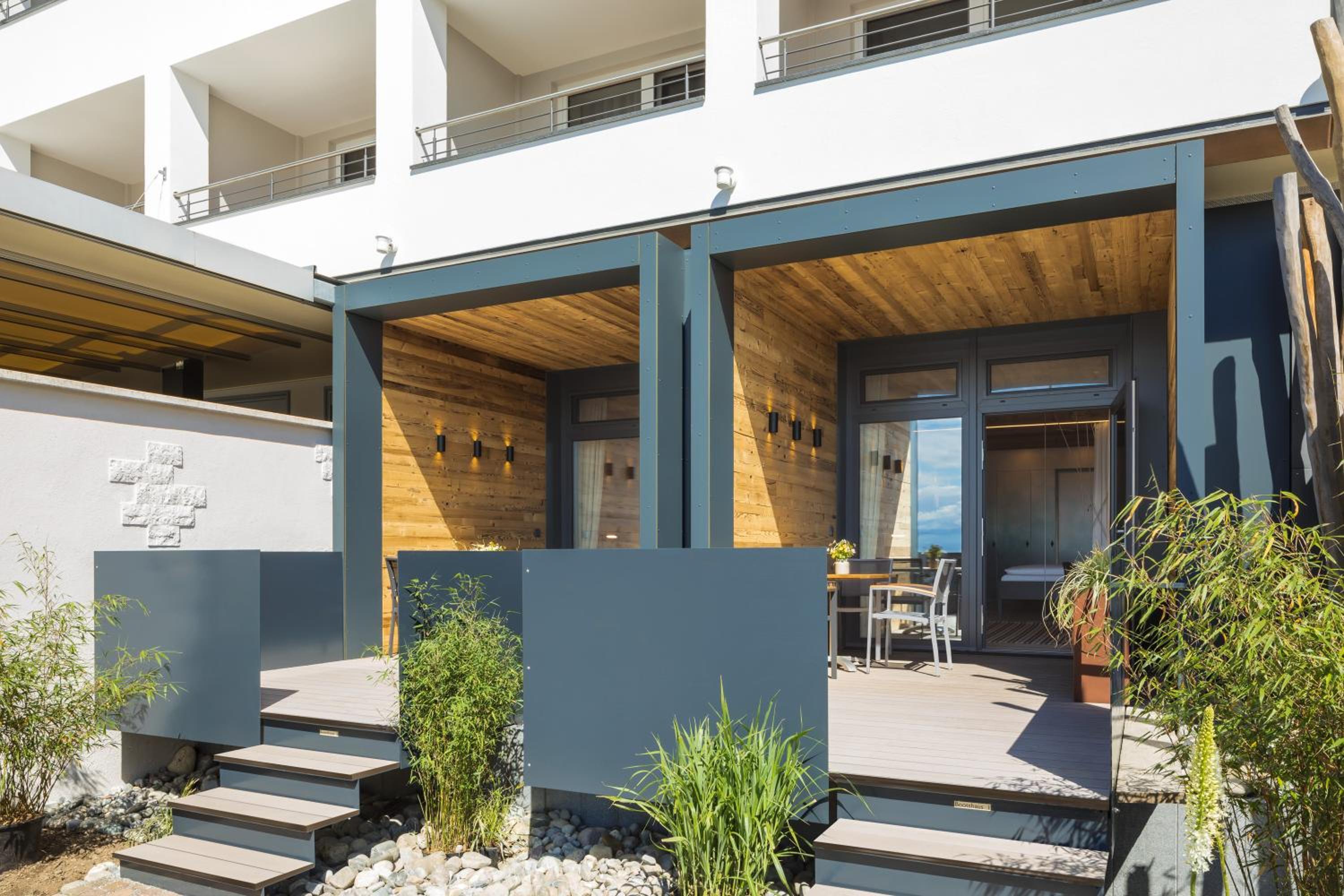 Boathouse-Double Room with Lake View and Terrace photo 3
