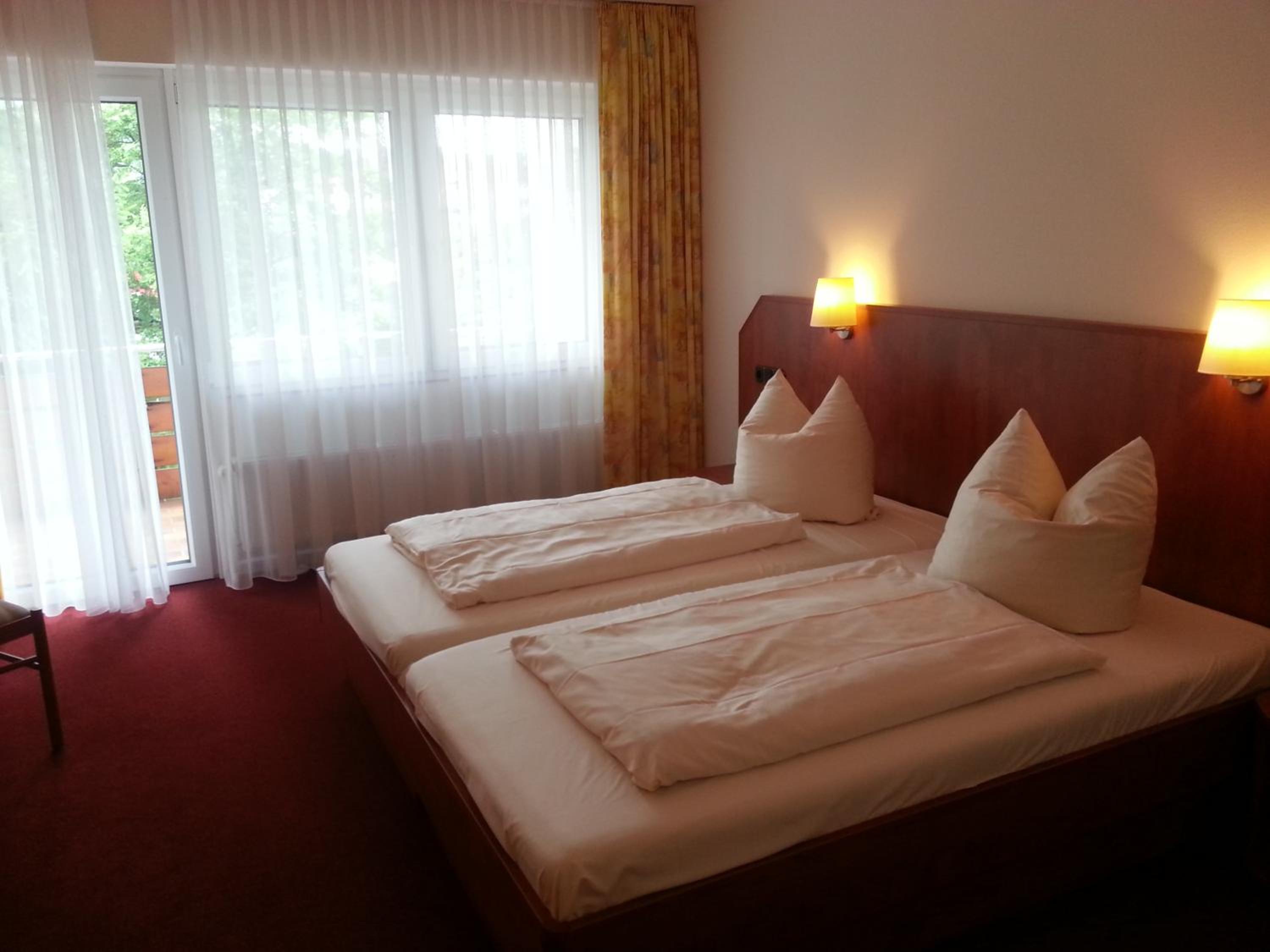Large Single Room photo 2