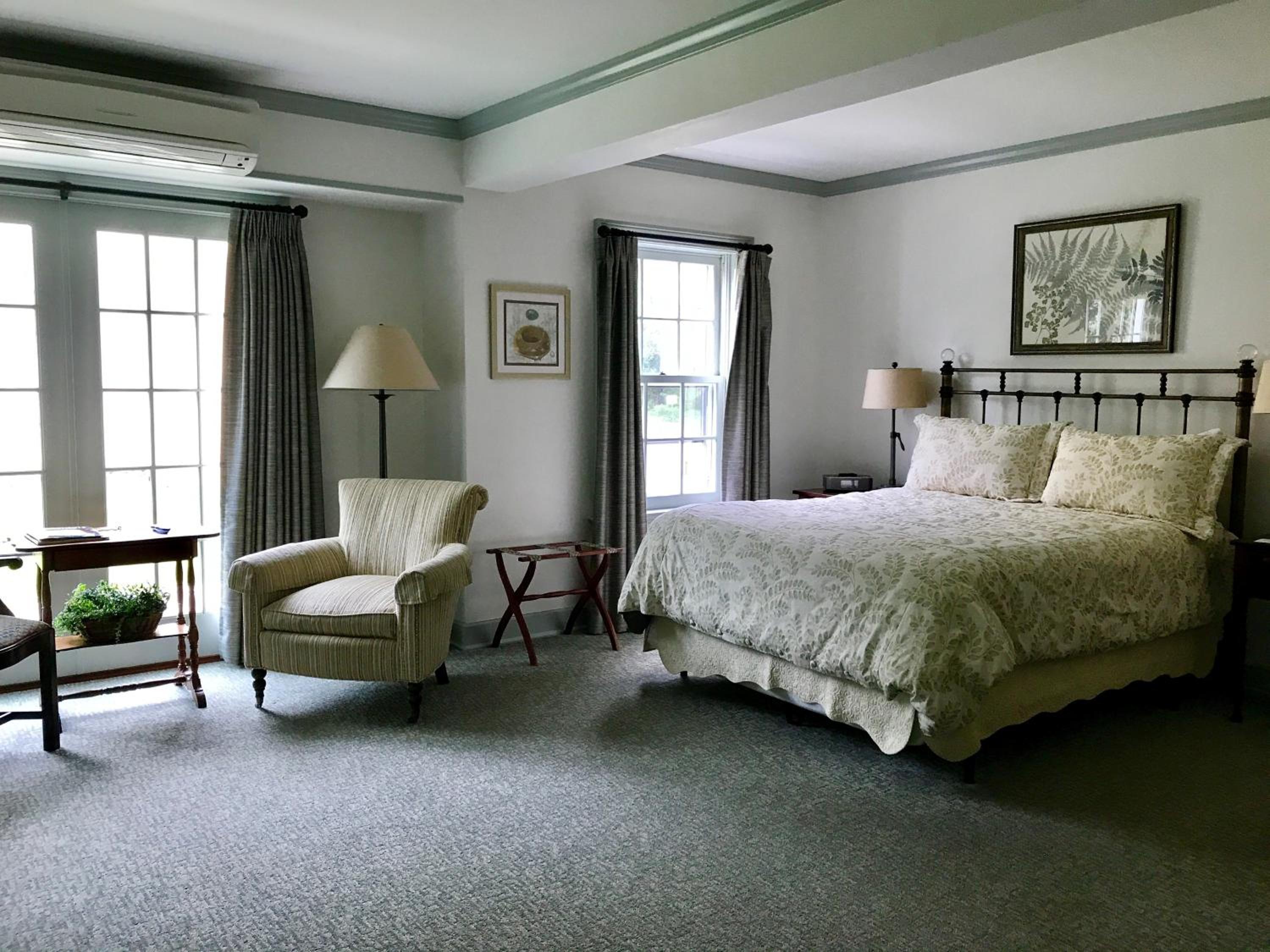Superior King Room photo 1