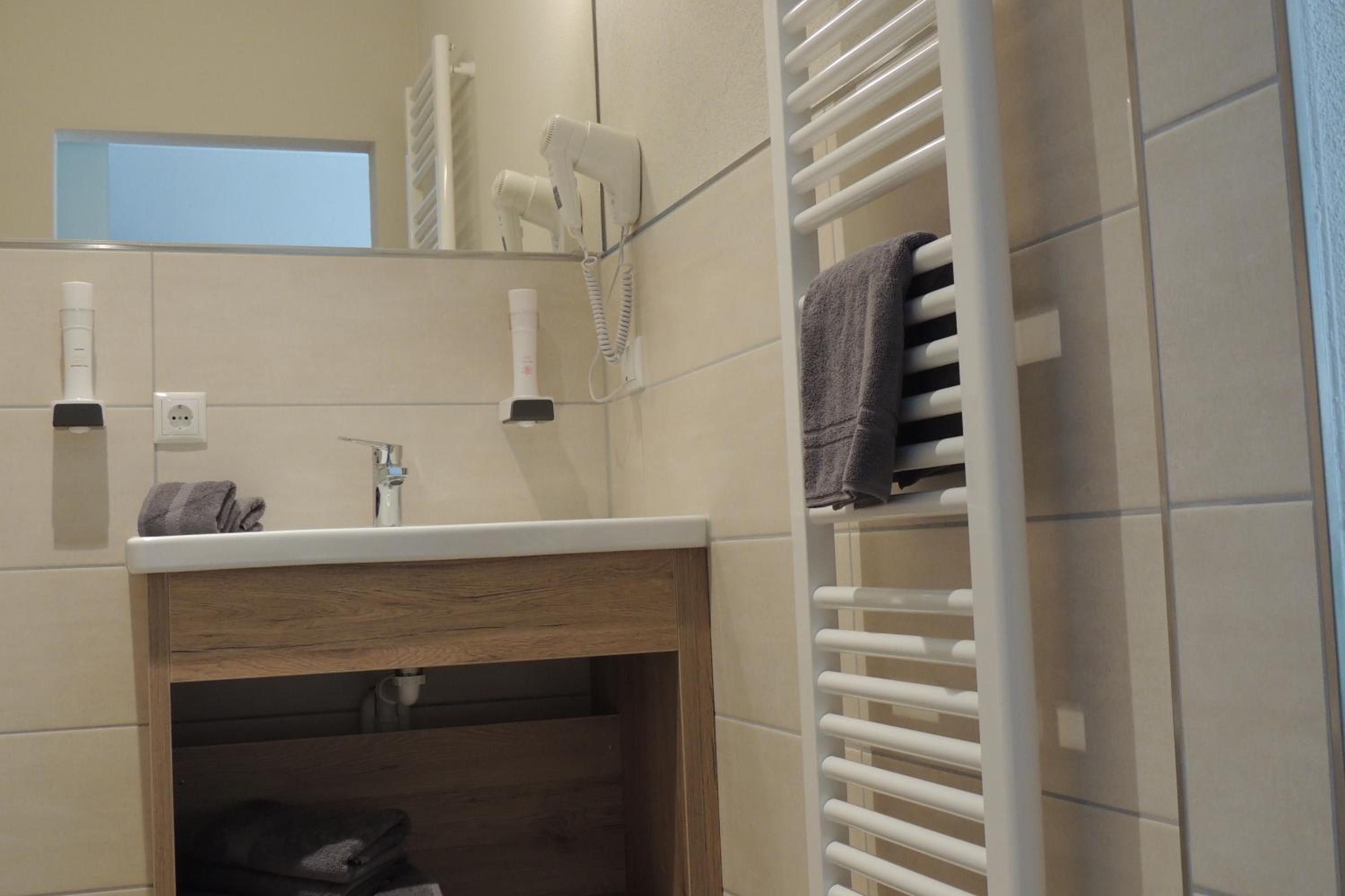 Superior Double Room - Photo 14