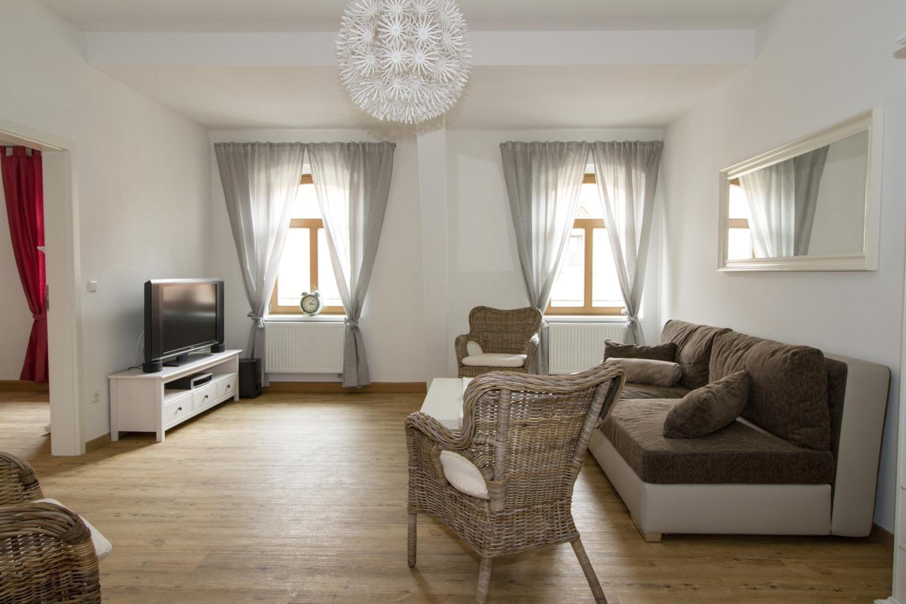 Deluxe Apartment