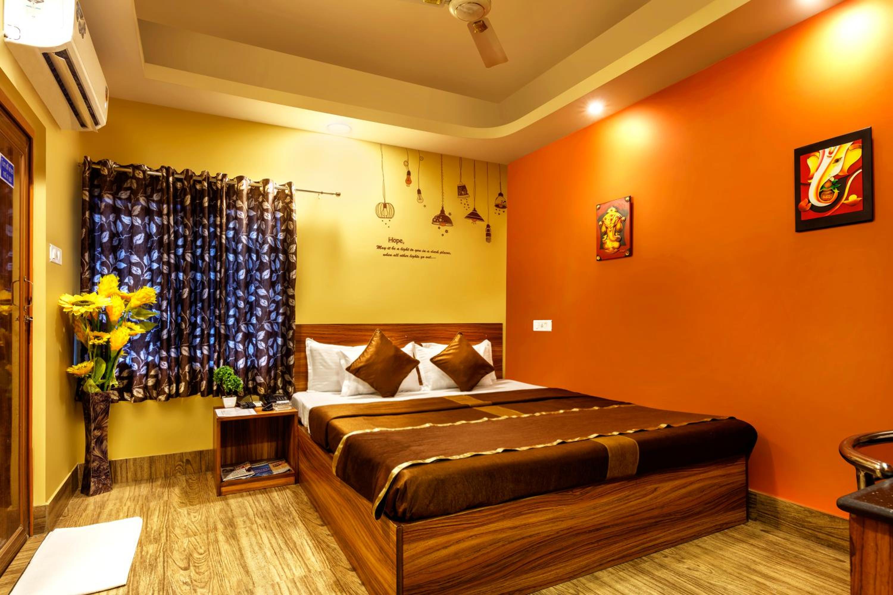 Standard Triple Room With Airport Drop - Photo 1