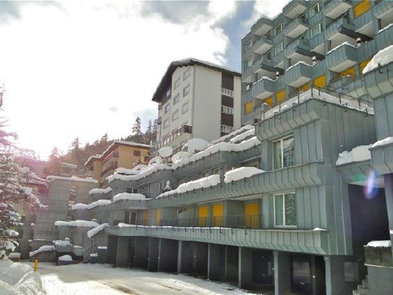 Apartment with Lake View photo 2