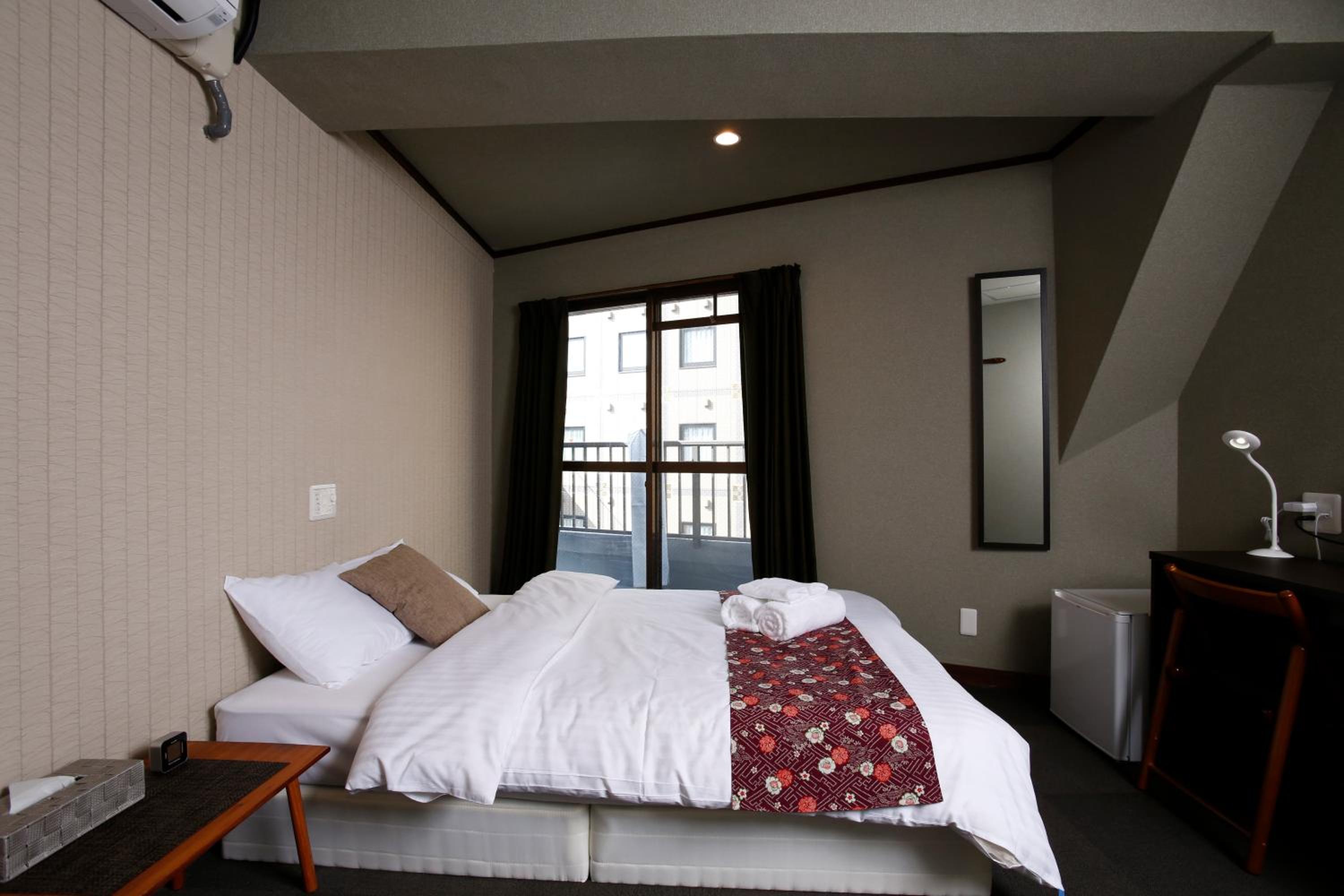 Superior Double Room with Shared Bathroom