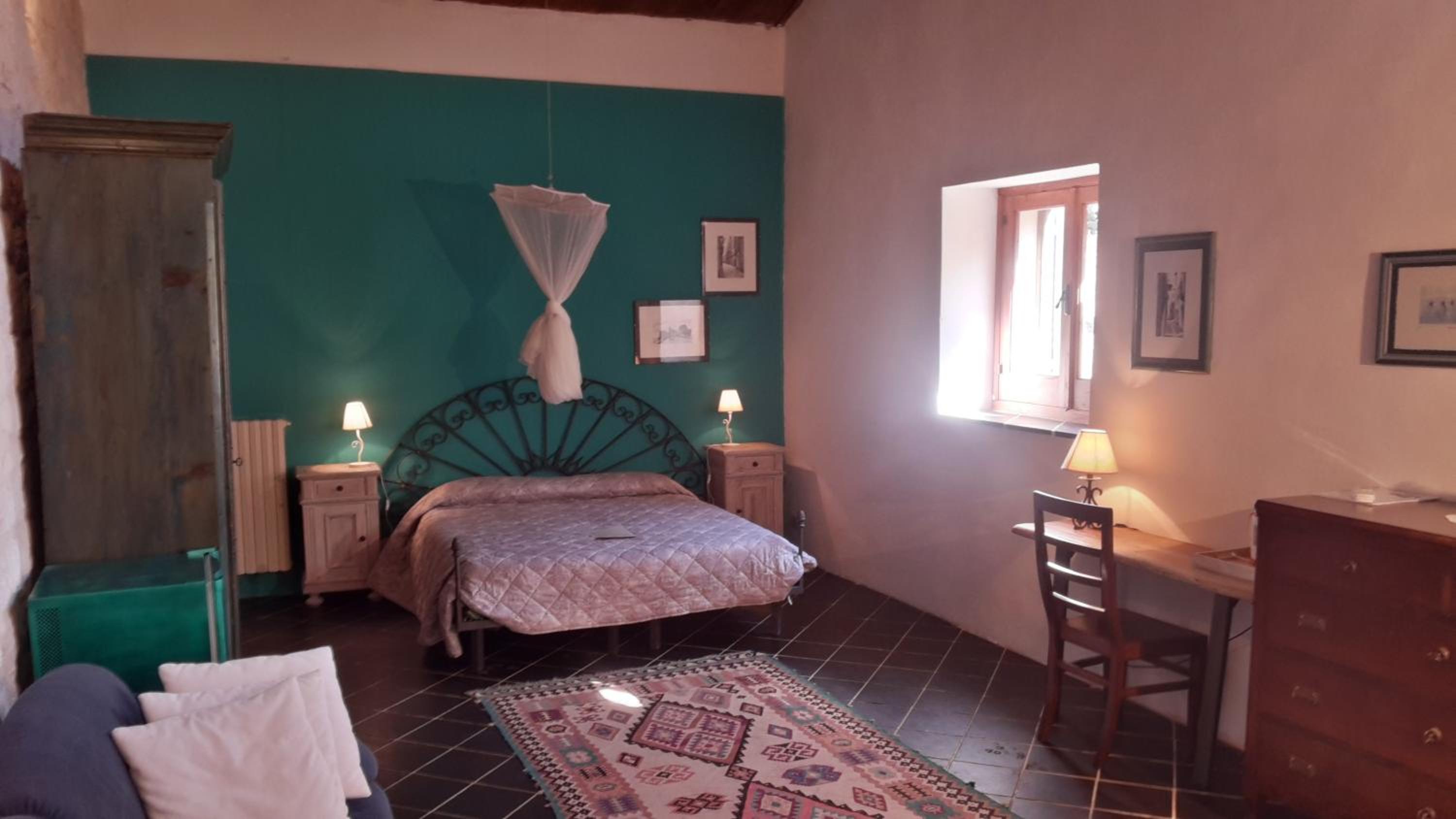 Large Double Room photo 1