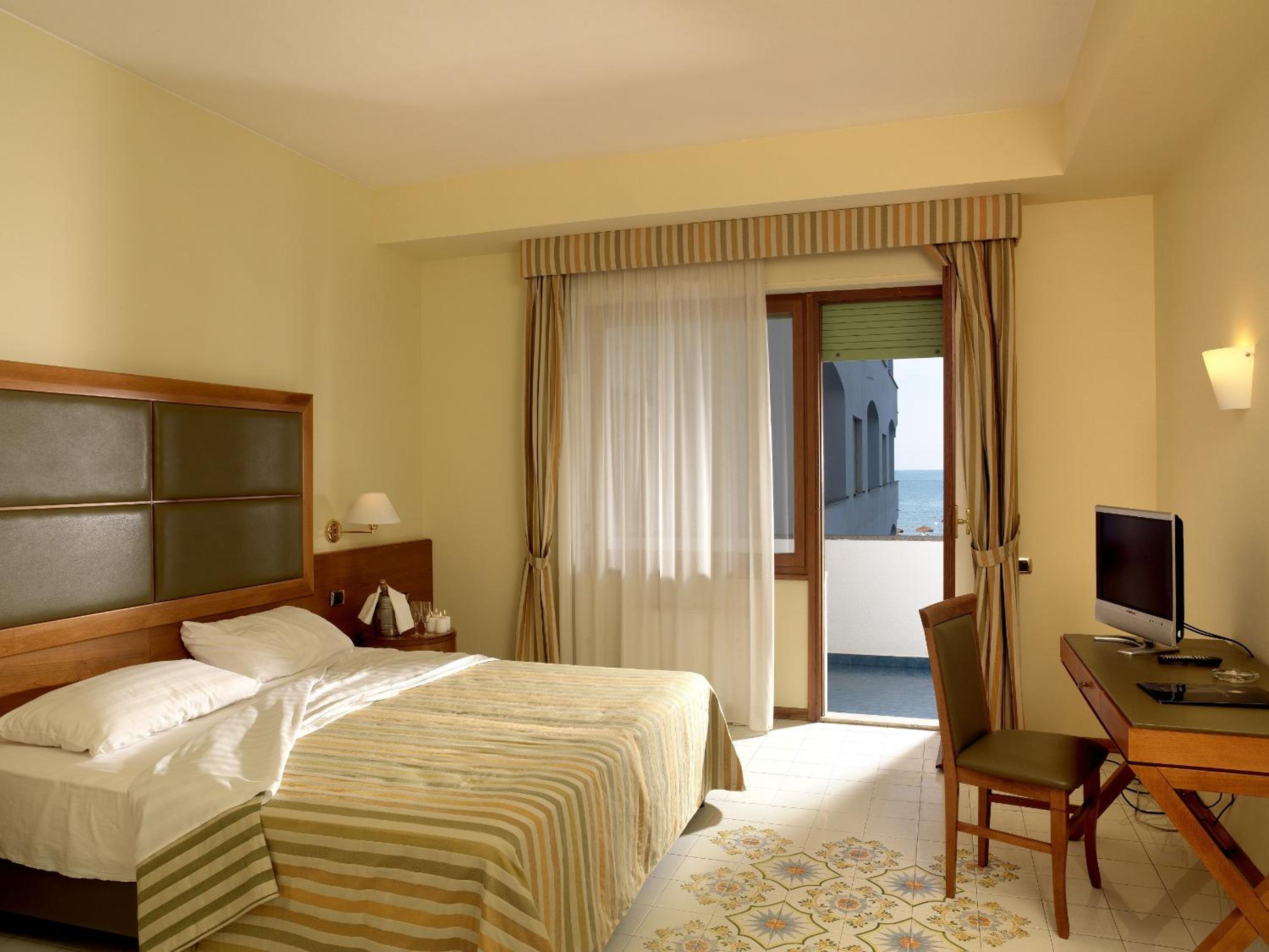 Royal Double Room with Sea View