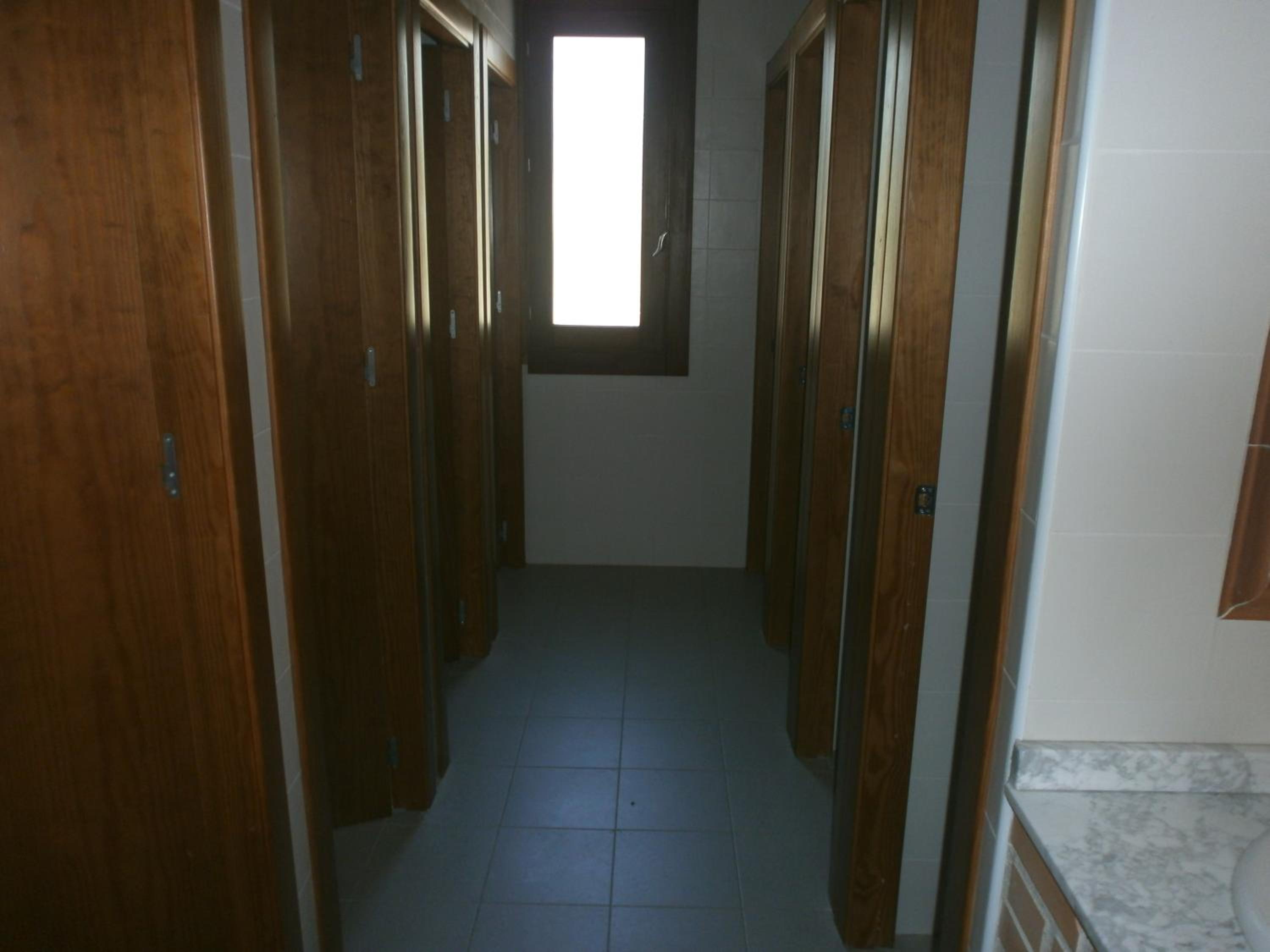 Male Dormitory Room photo 3
