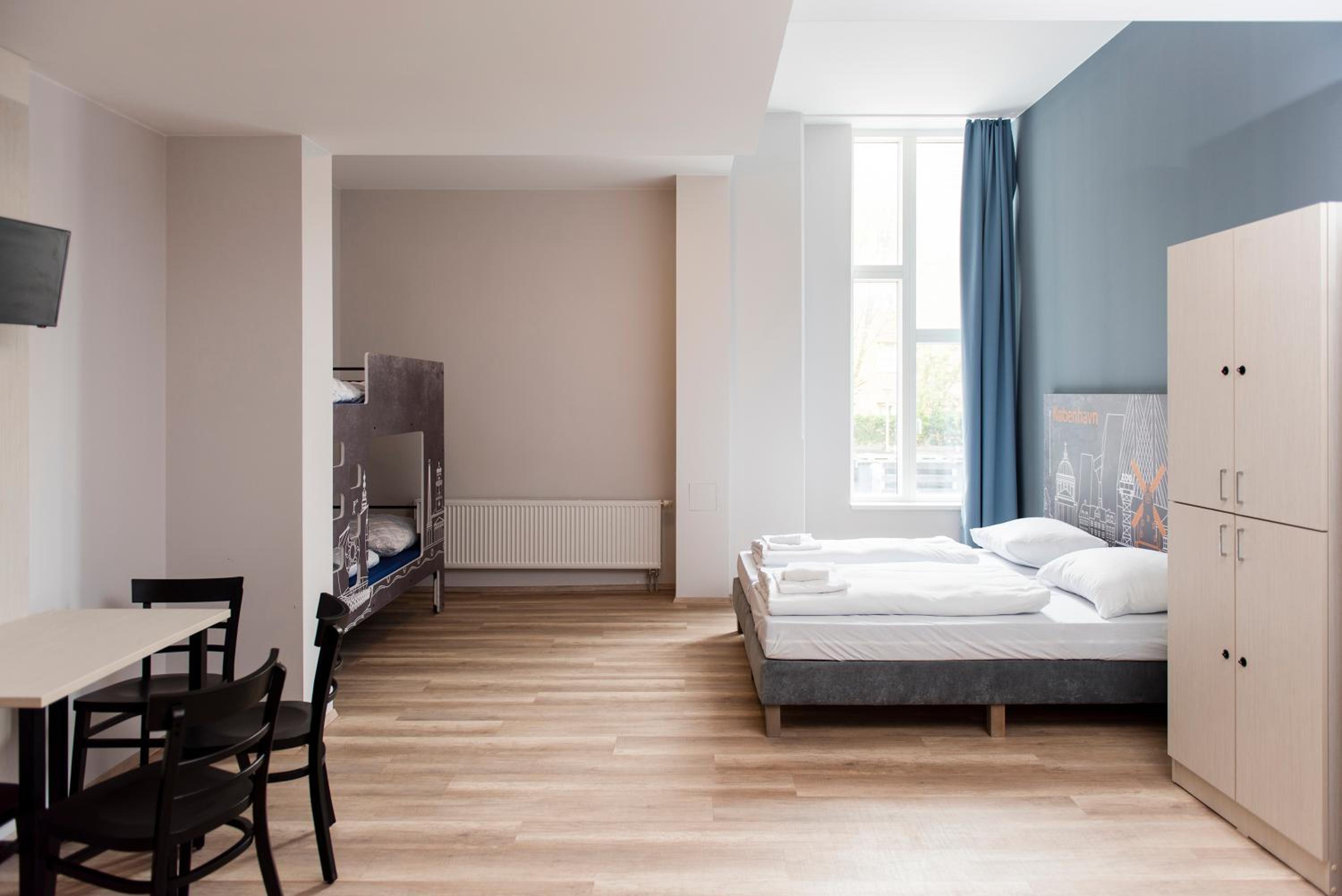 Six-Bed Room