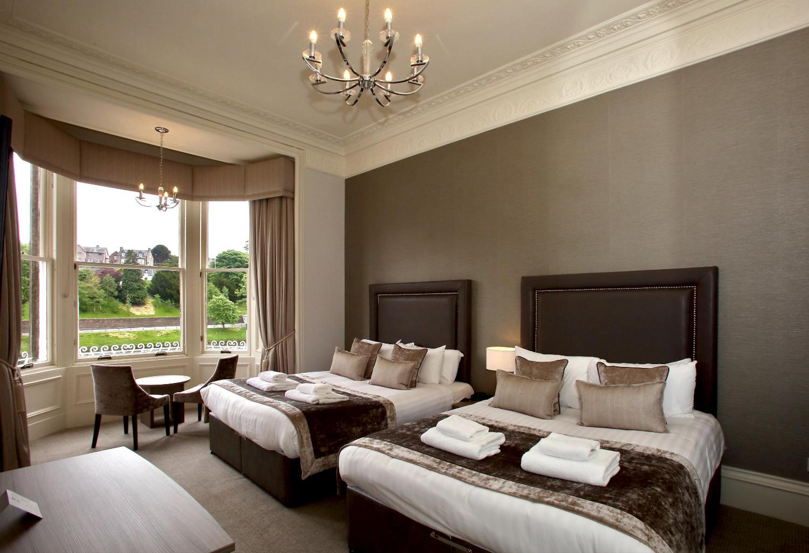 Family Room - Photo 1