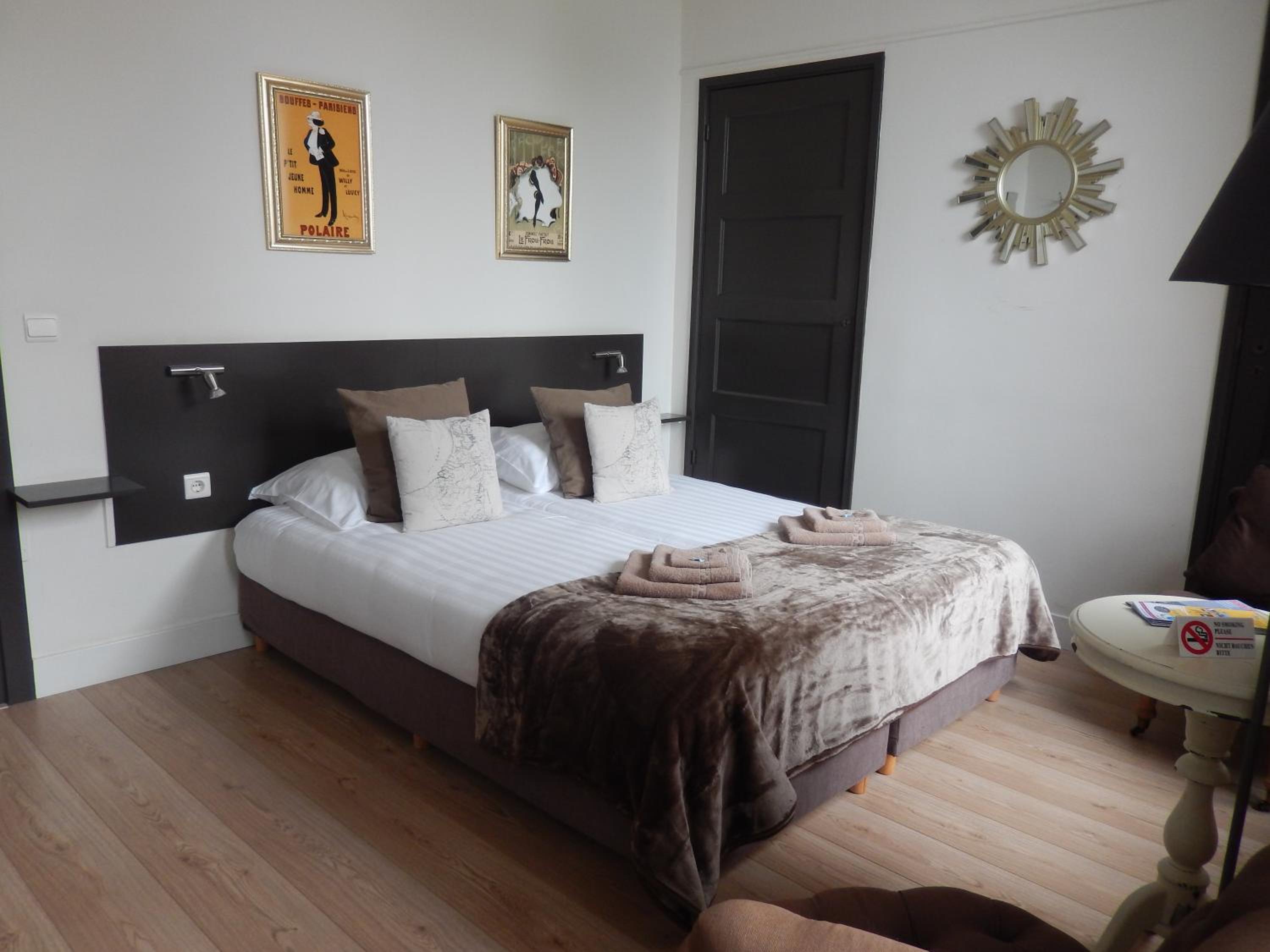 Standard Twin Room photo 3