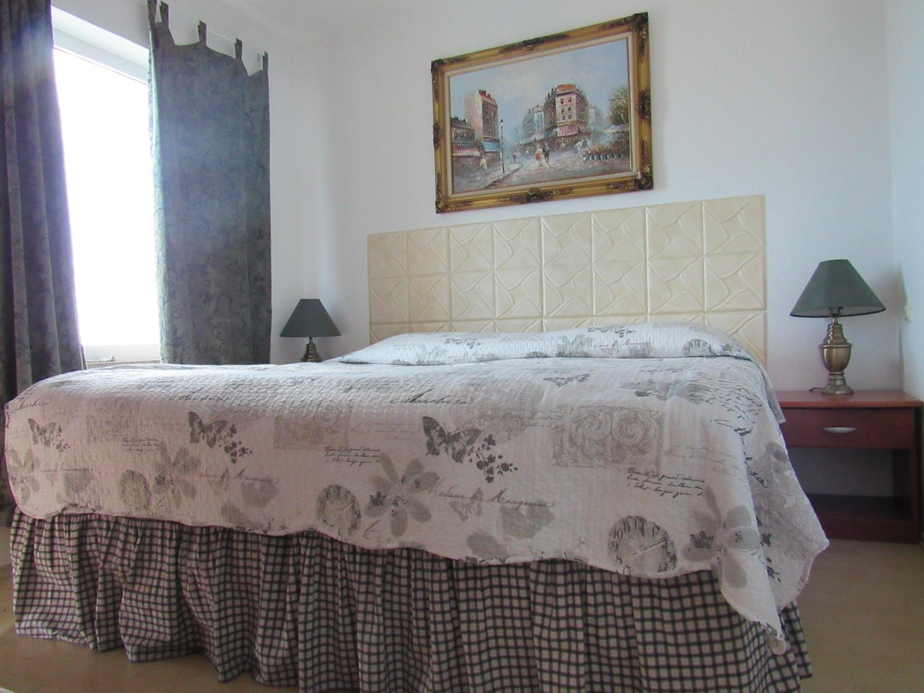 Two-Bedroom Apartment with Sea View photo 2