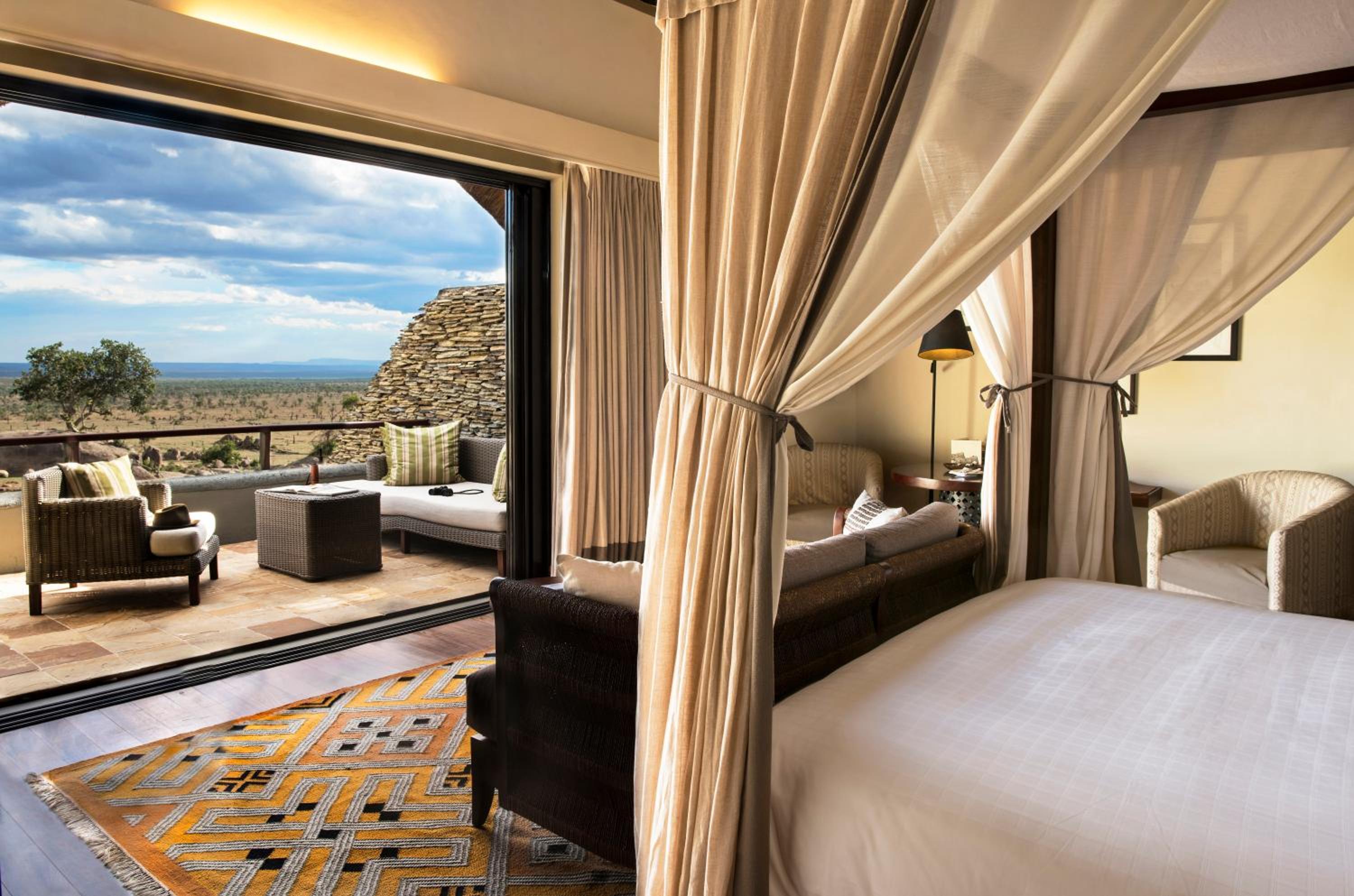 Horizon Room Water Hole View King Bed photo 1