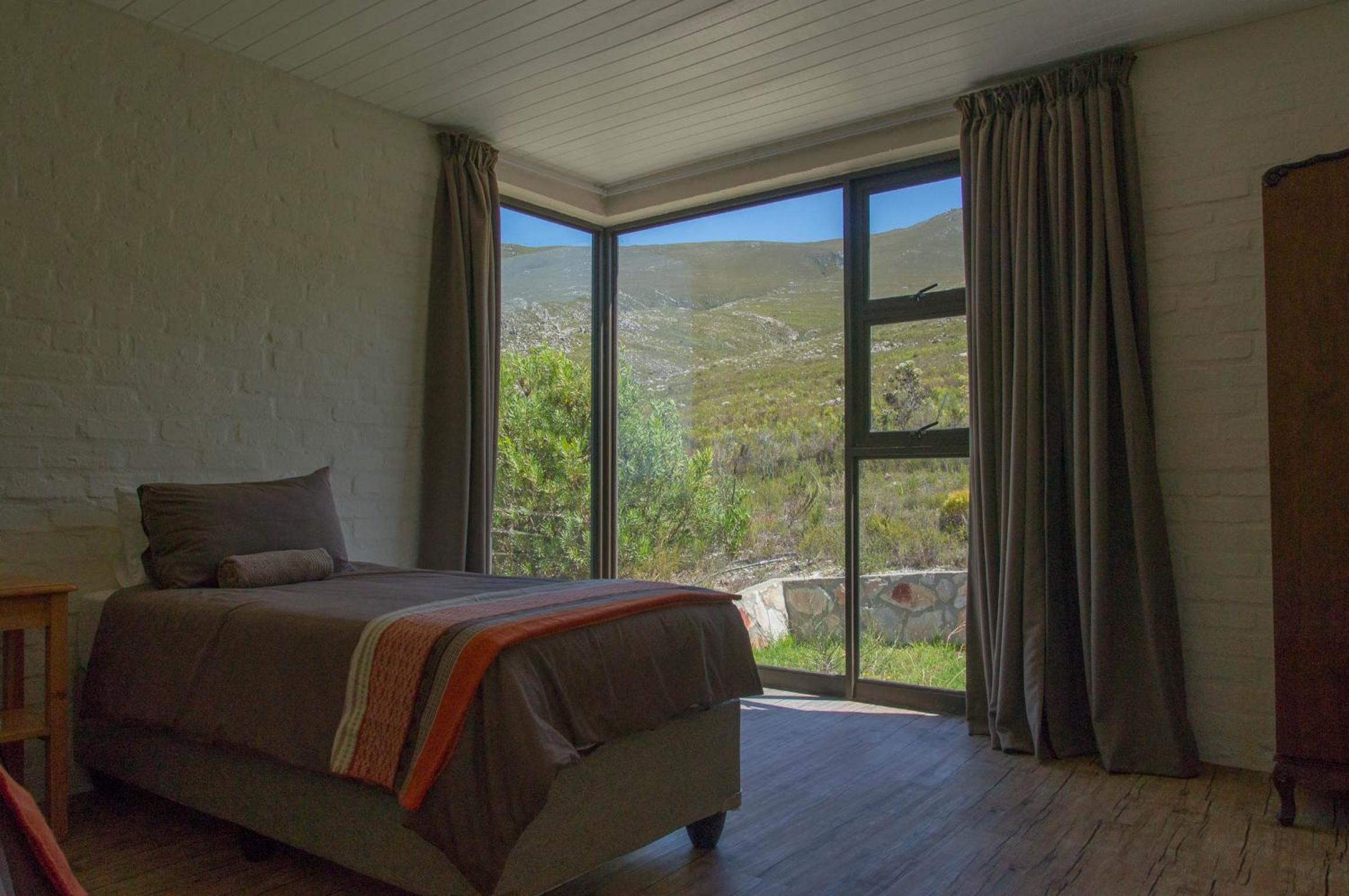 Three-Bedroom Chalet photo 1