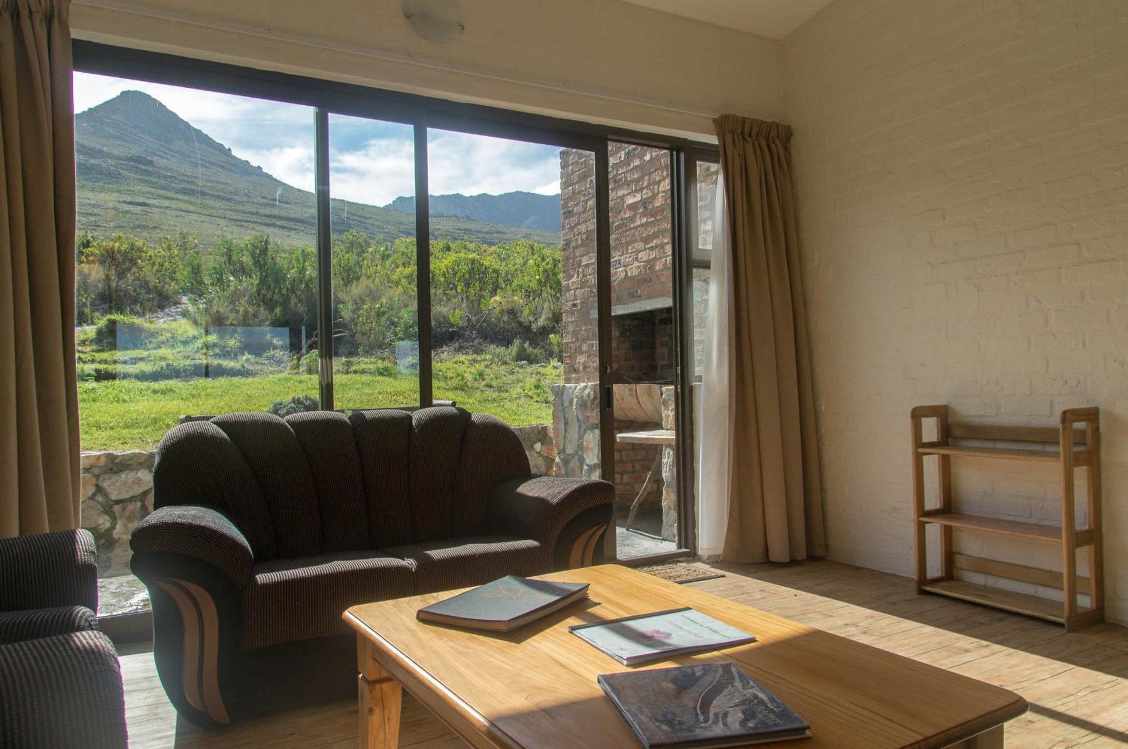 Three-Bedroom Chalet photo 1