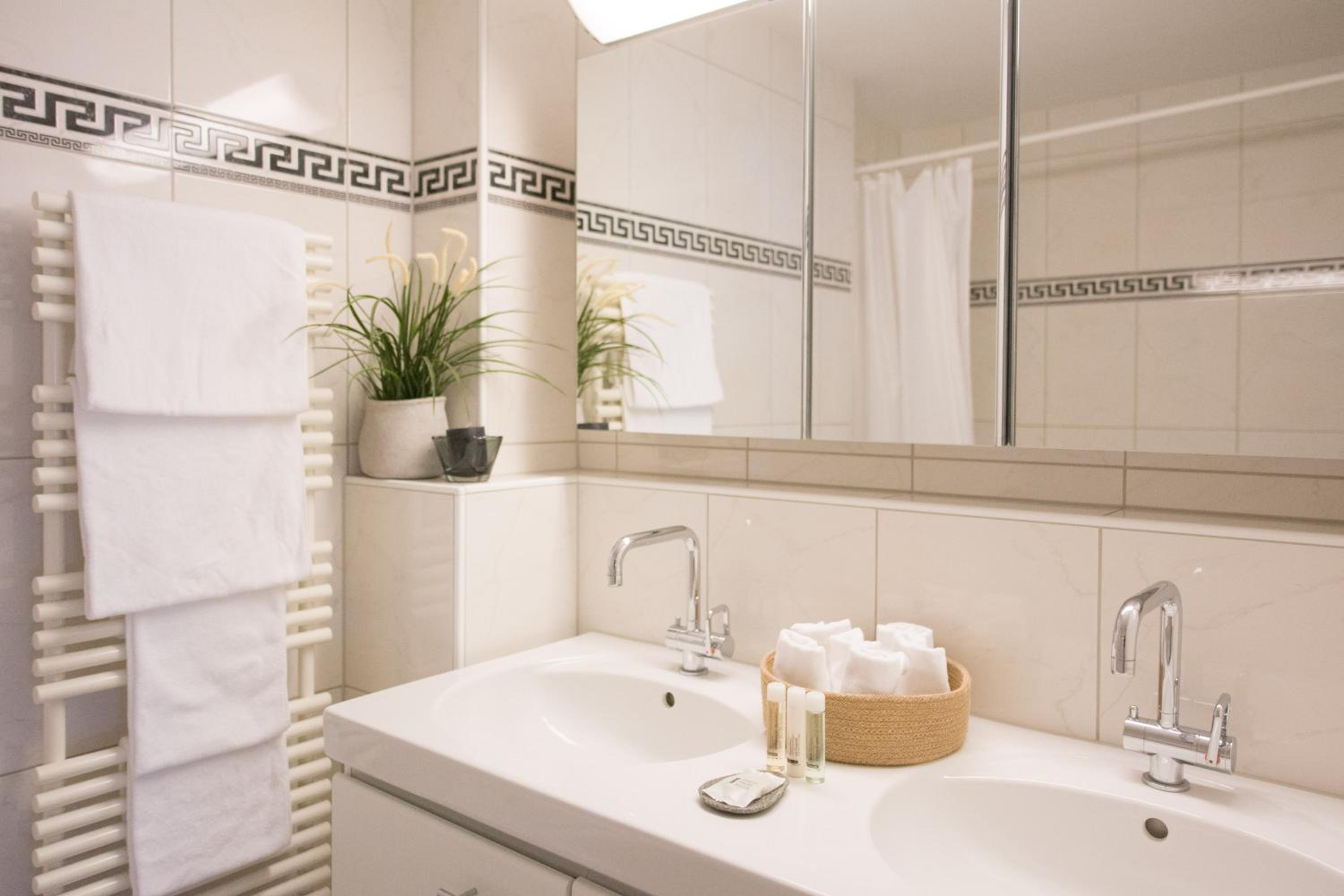 Studio Apartment with City View photo 2