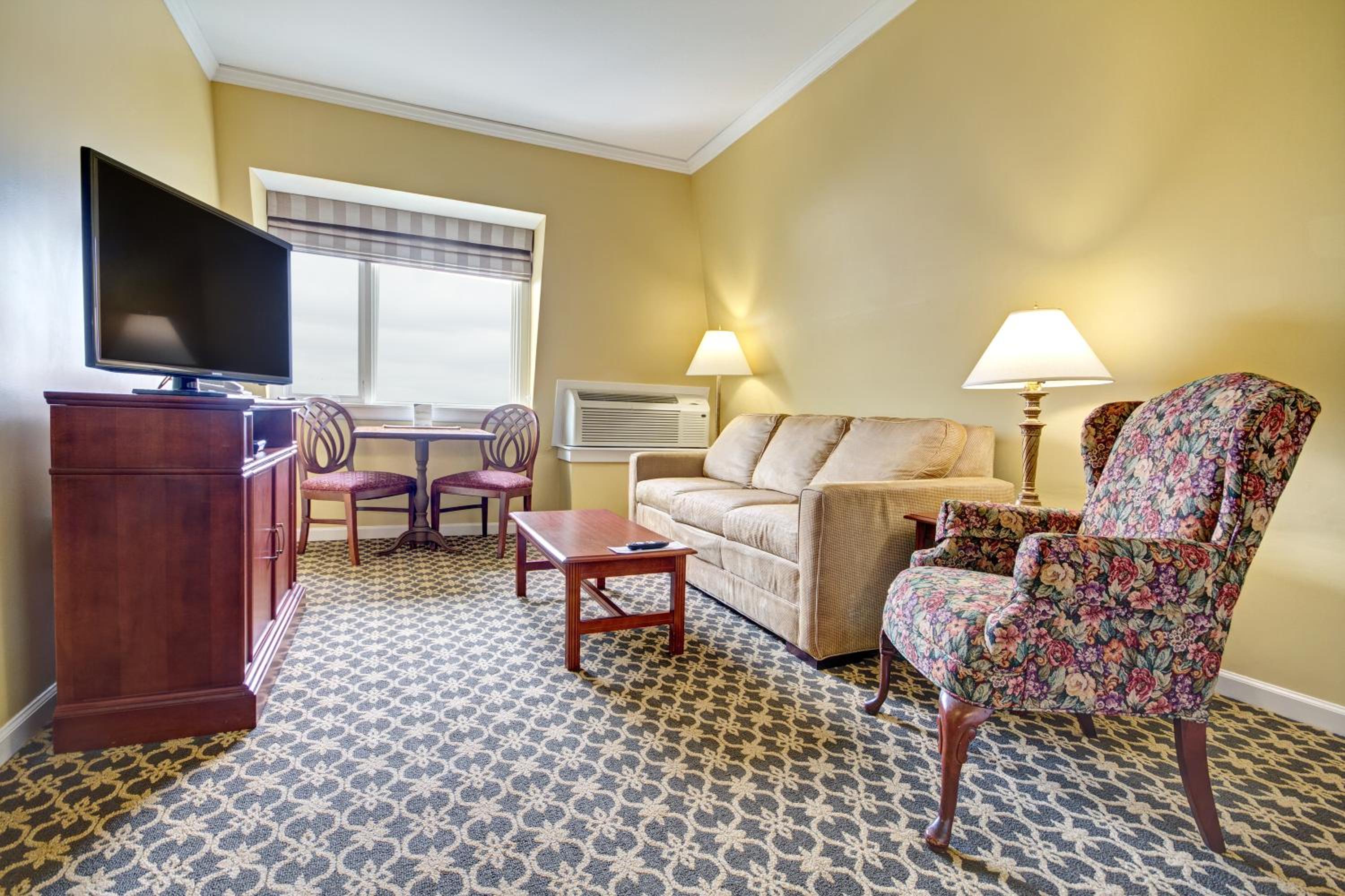 Standard Suite