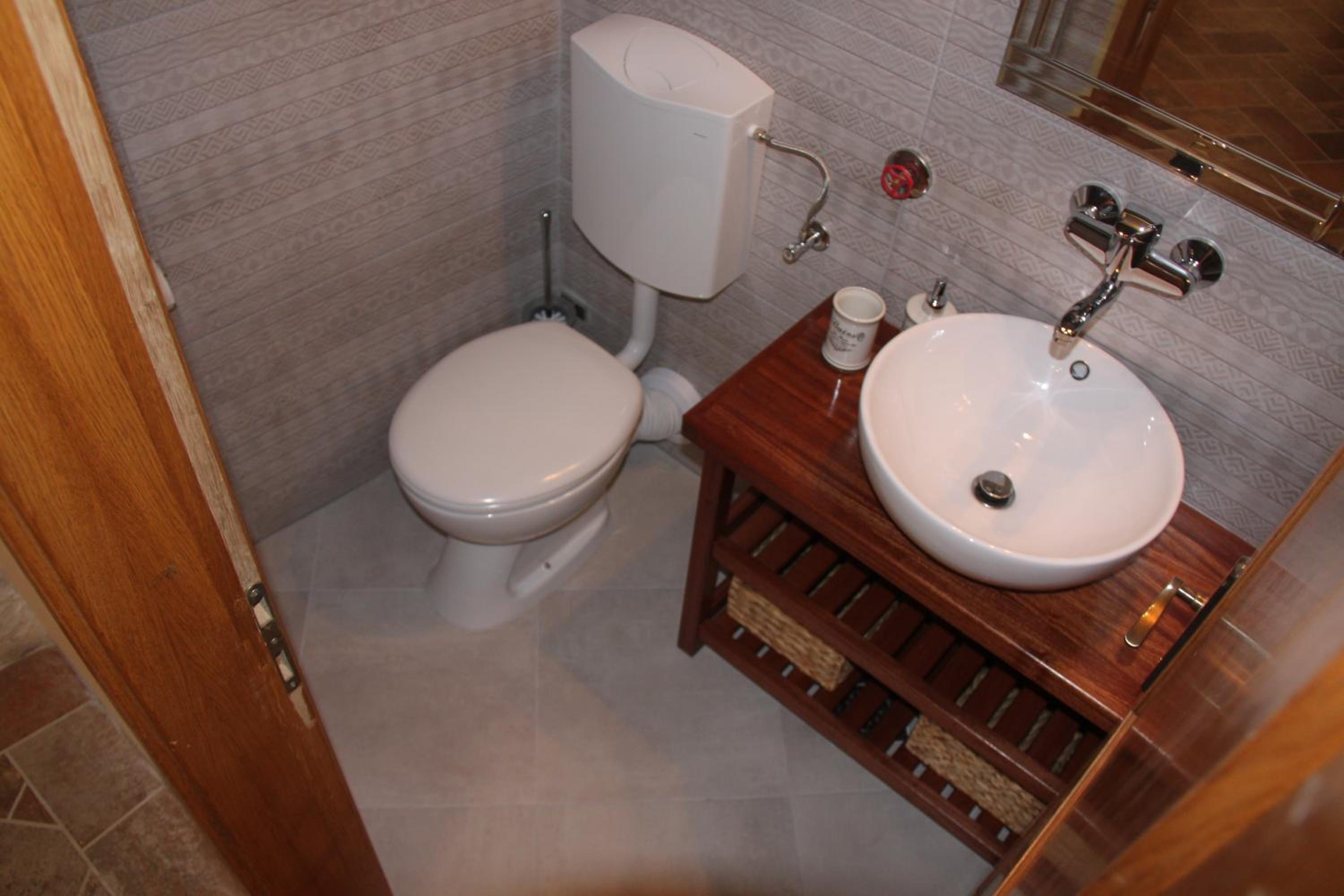 Studio Apartment photo 3