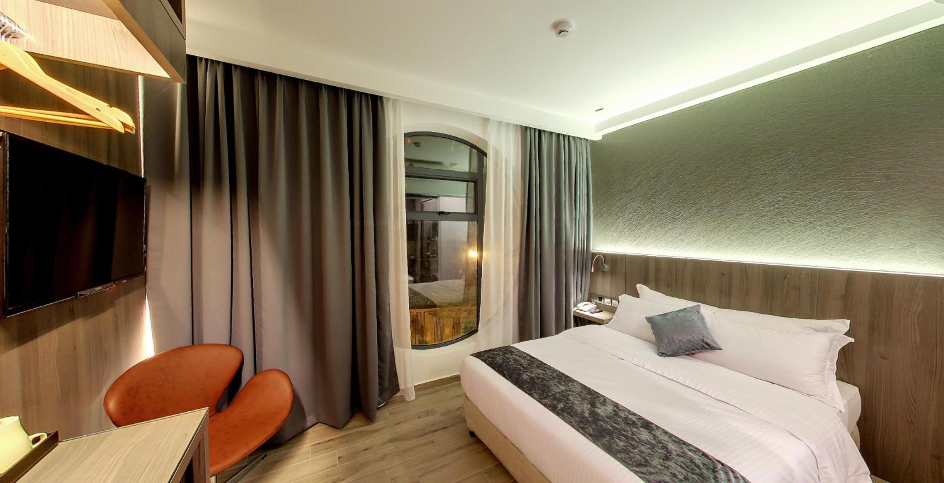 Double Room with City View photo 2