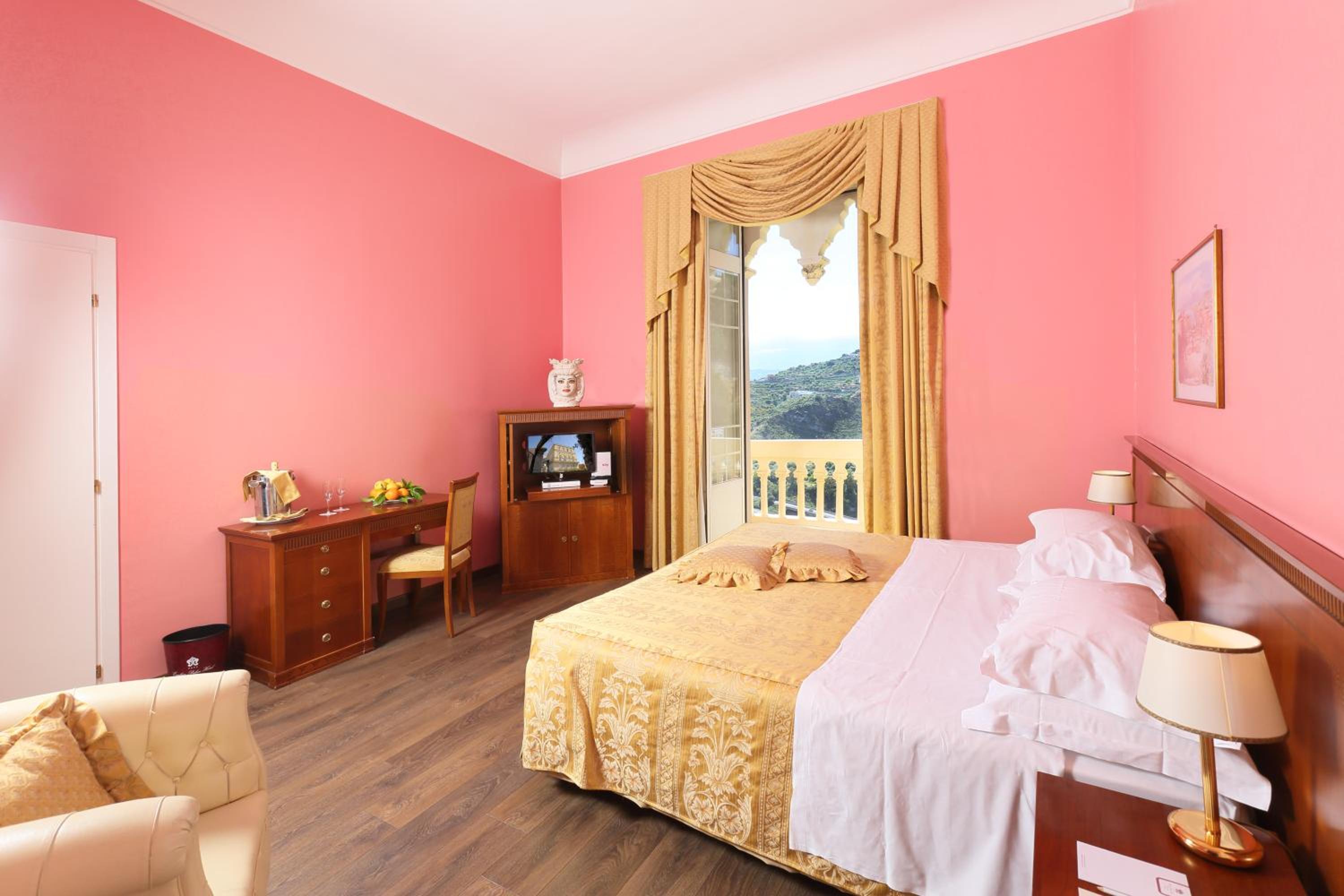 Superior Double Room photo 2