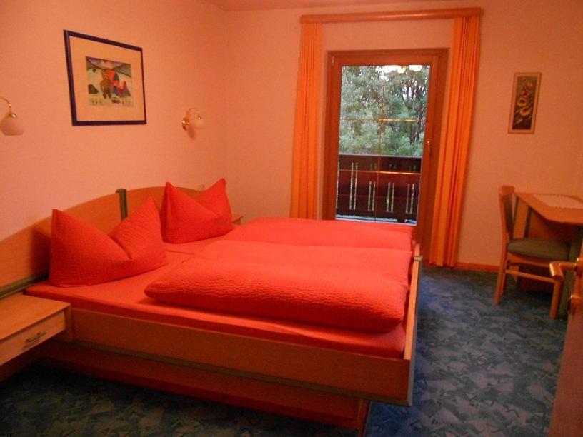 Apartment with Balcony photo 3