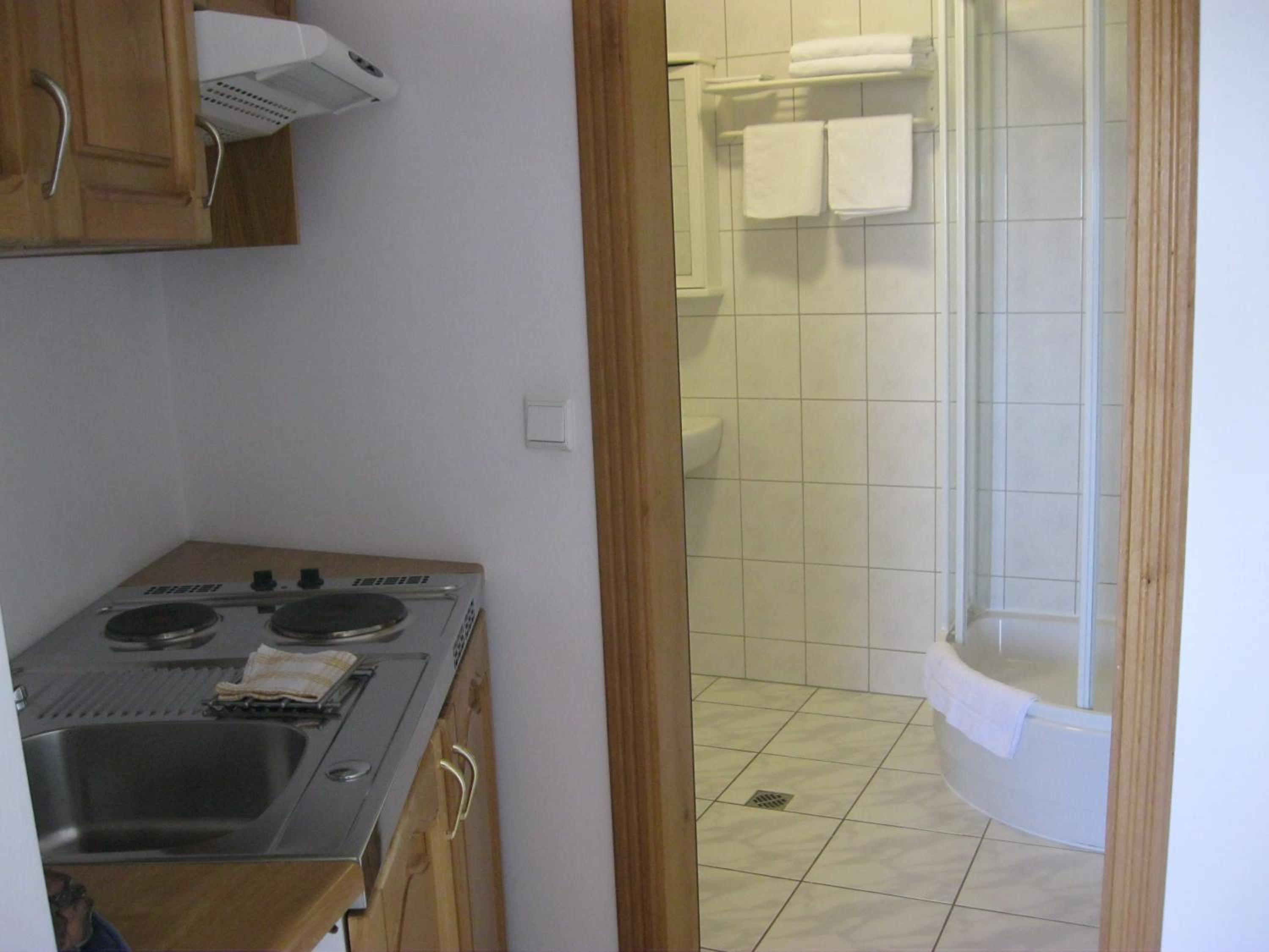Two-Room Apartment - Photo 16