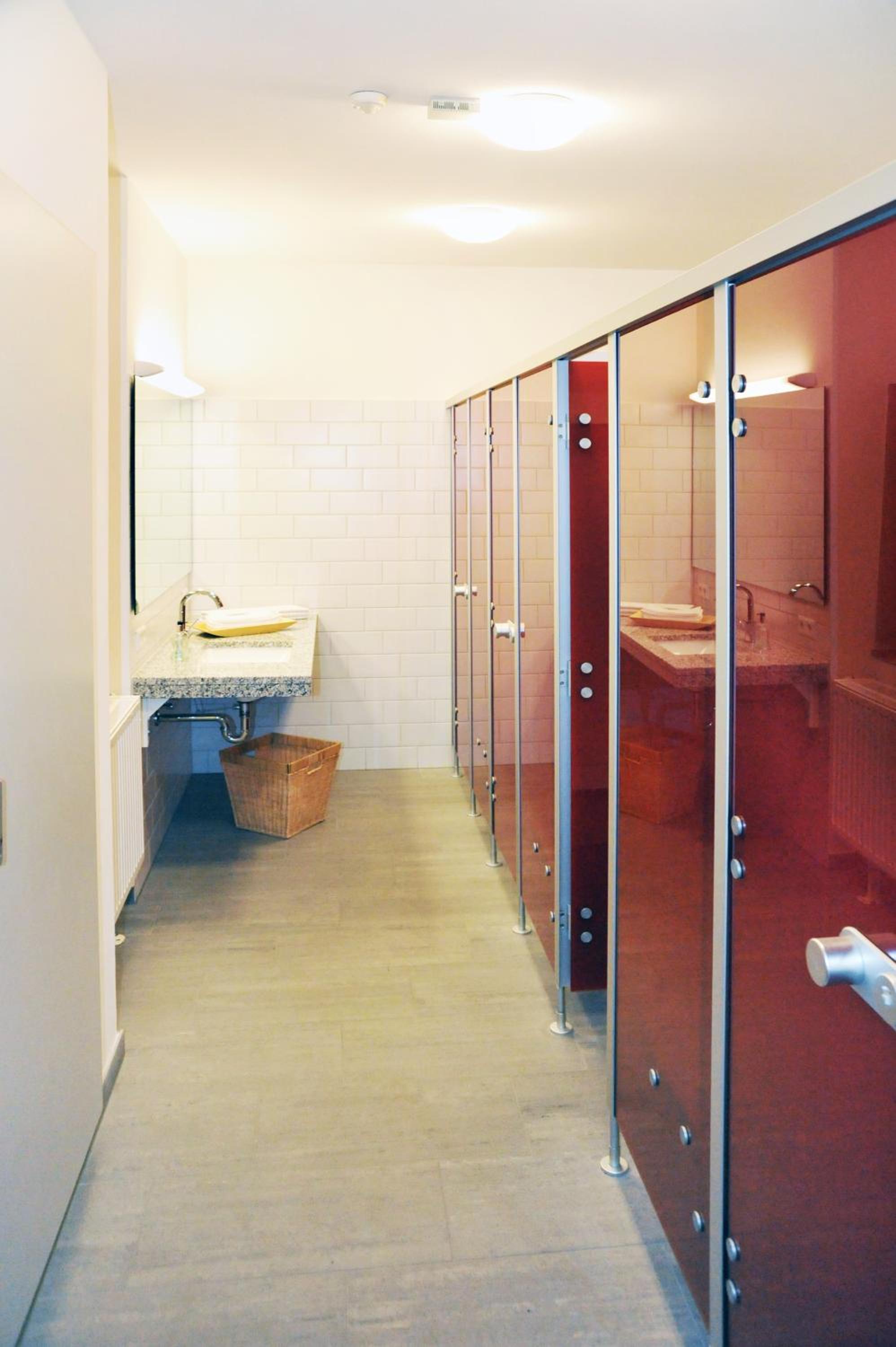 Triple Room with Shared Bathroom photo 2