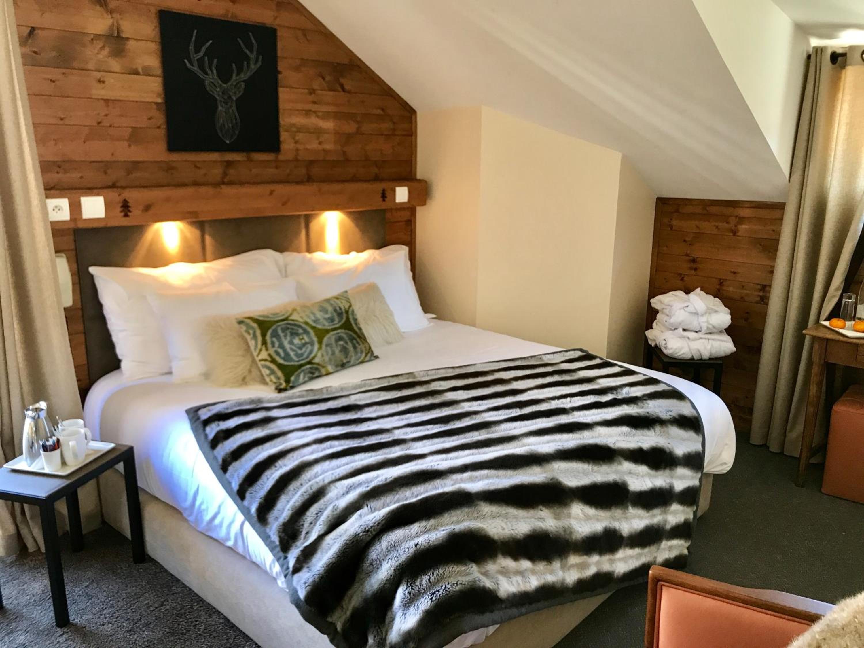Standard Double or Twin Room - Photo 6
