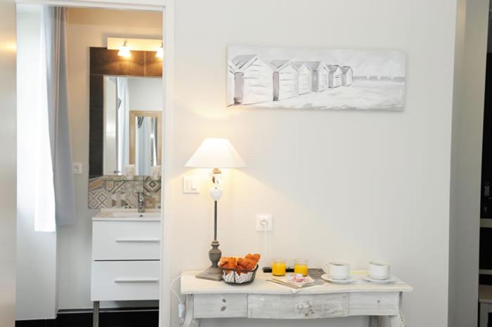 Family Room - Photo 5