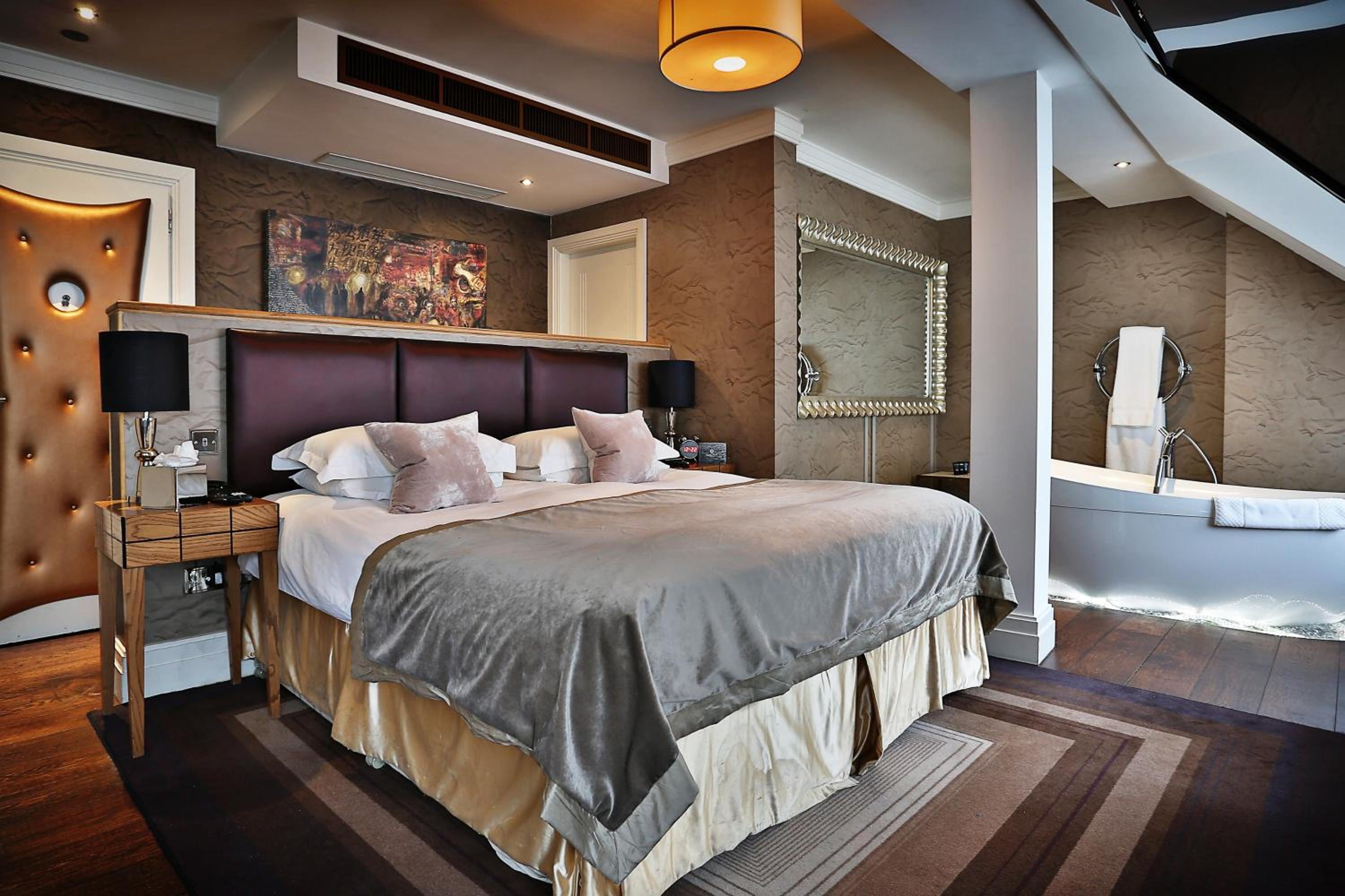 King Suite photo 3