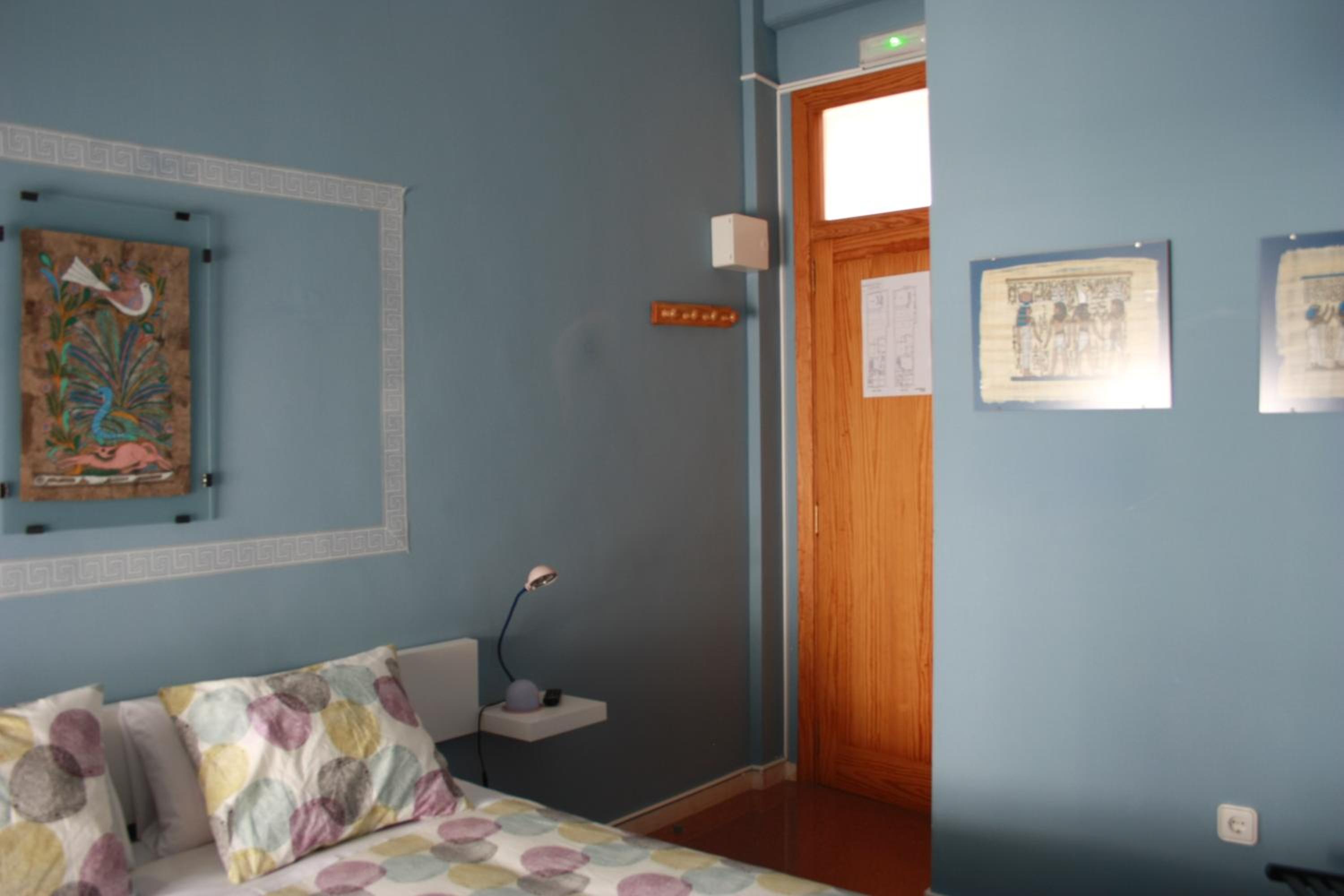 Economy Double Room photo 2