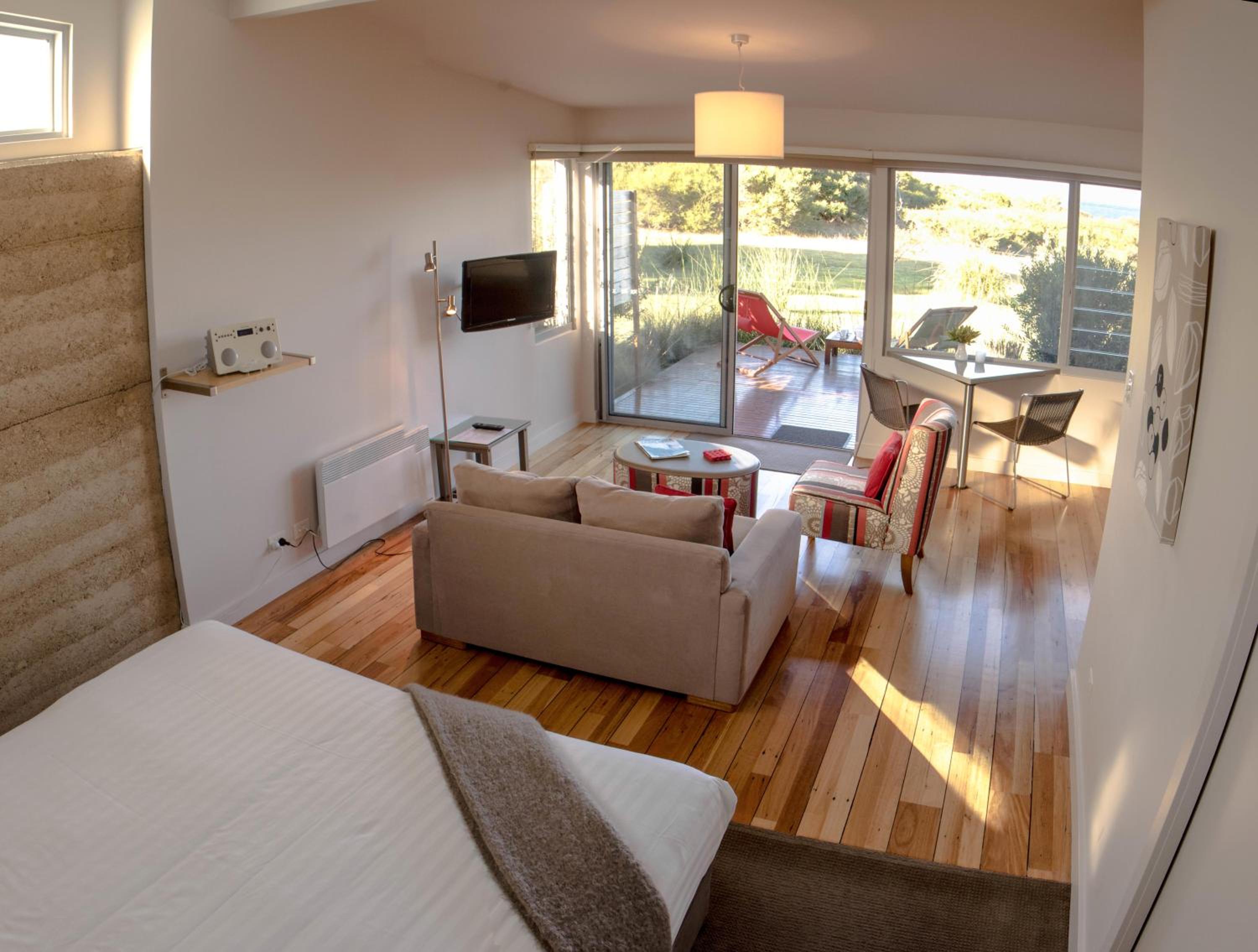 Studio Apartment photo 1