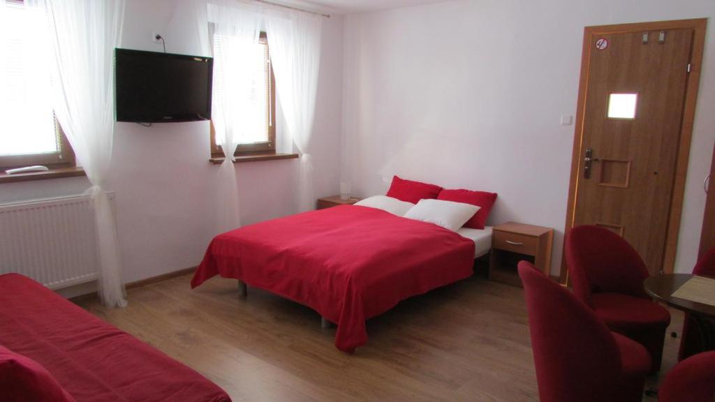 Quadruple Room - Photo 5