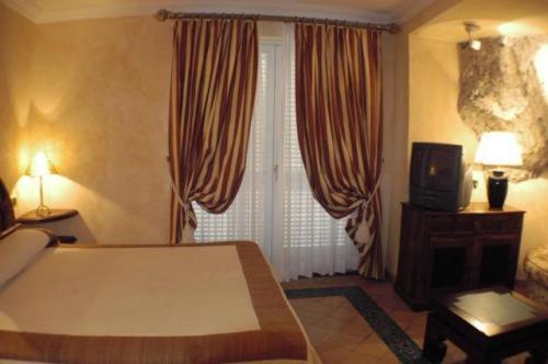 Junior Suite with Sea View - Photo 1