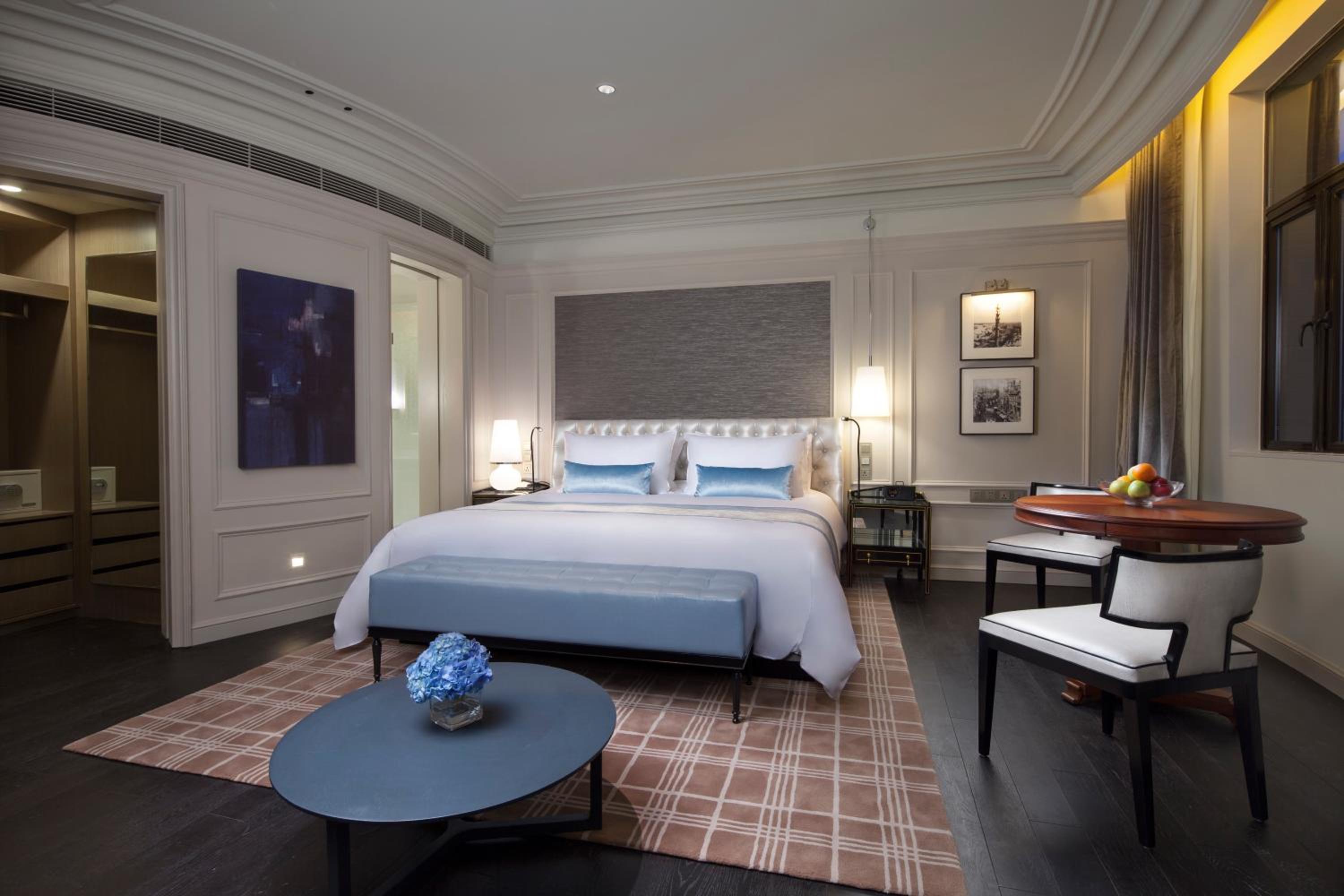 Specialty Suite