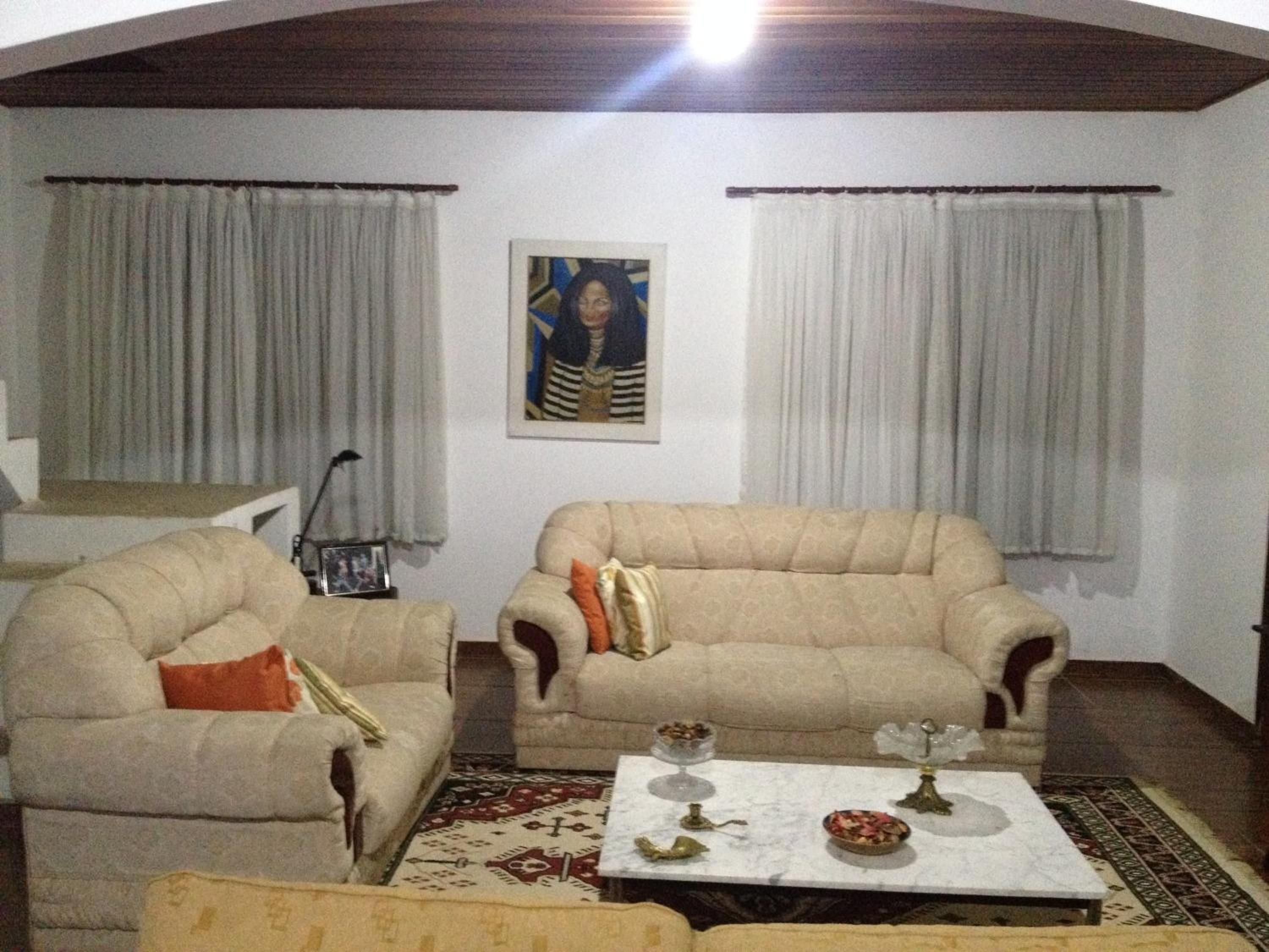 Three-Bedroom House photo 3
