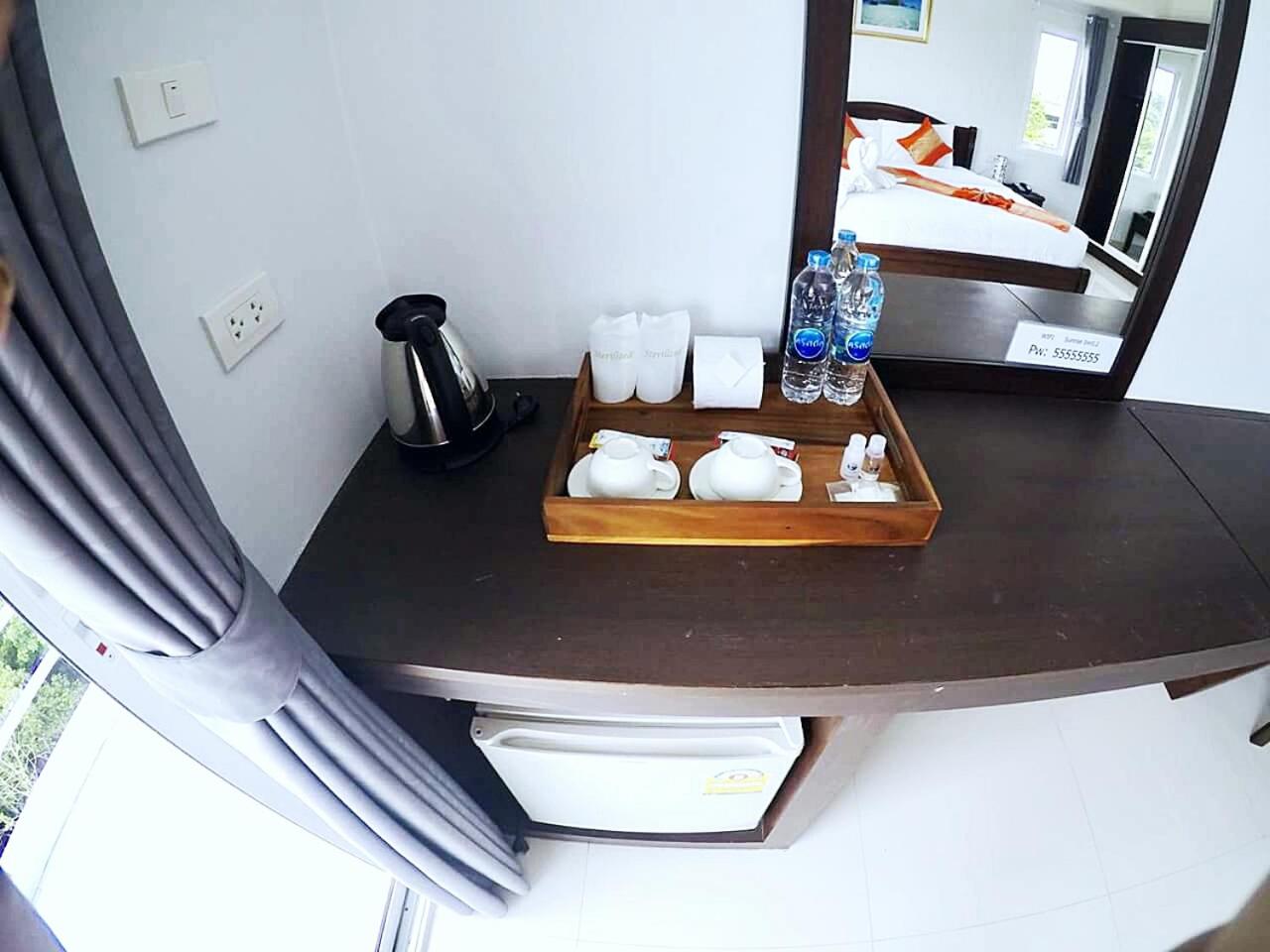 Deluxe Double Room with Balcony photo 2