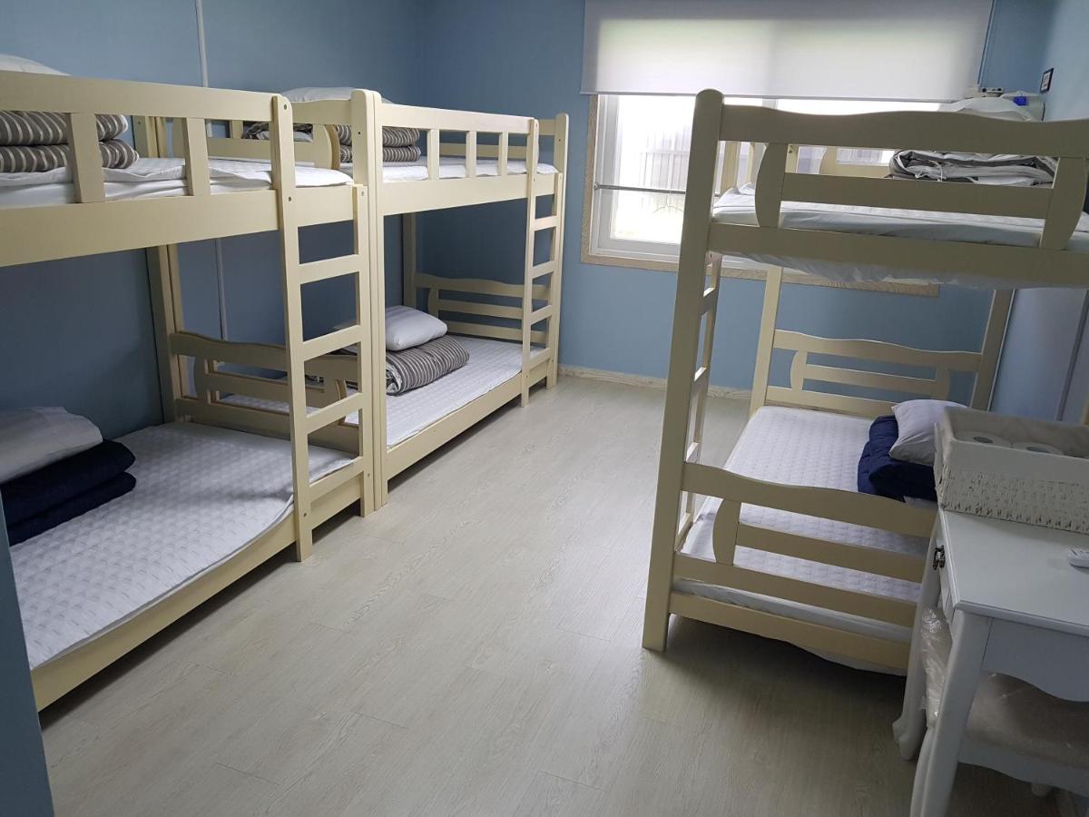 6-Bed Male Dormitory Room photo 2