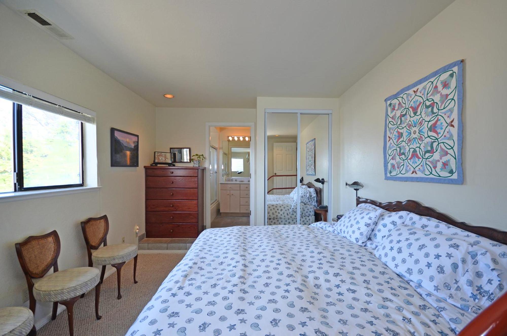 Three-Bedroom Townhouse